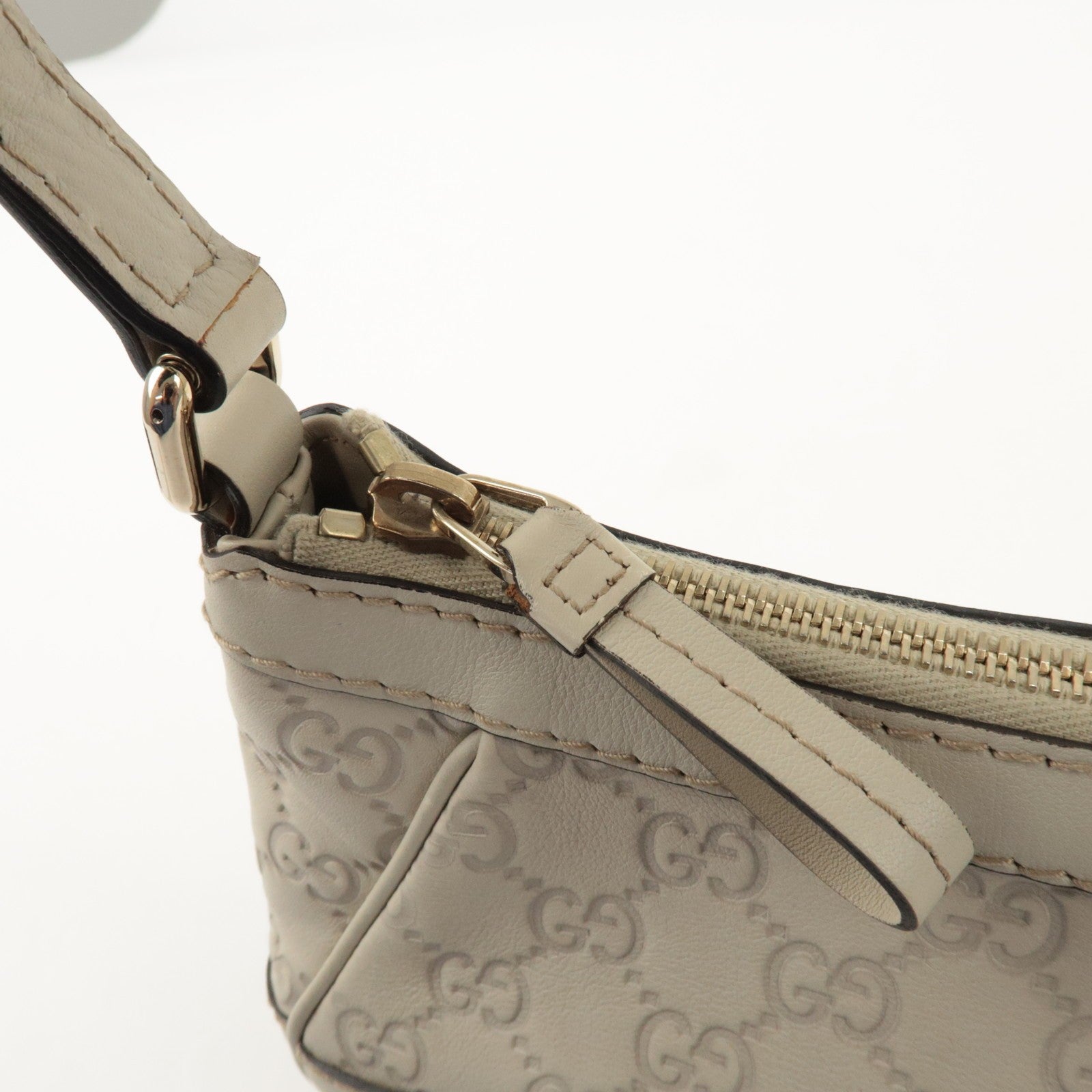 Gucci Hand Bag - Ivory, Leather