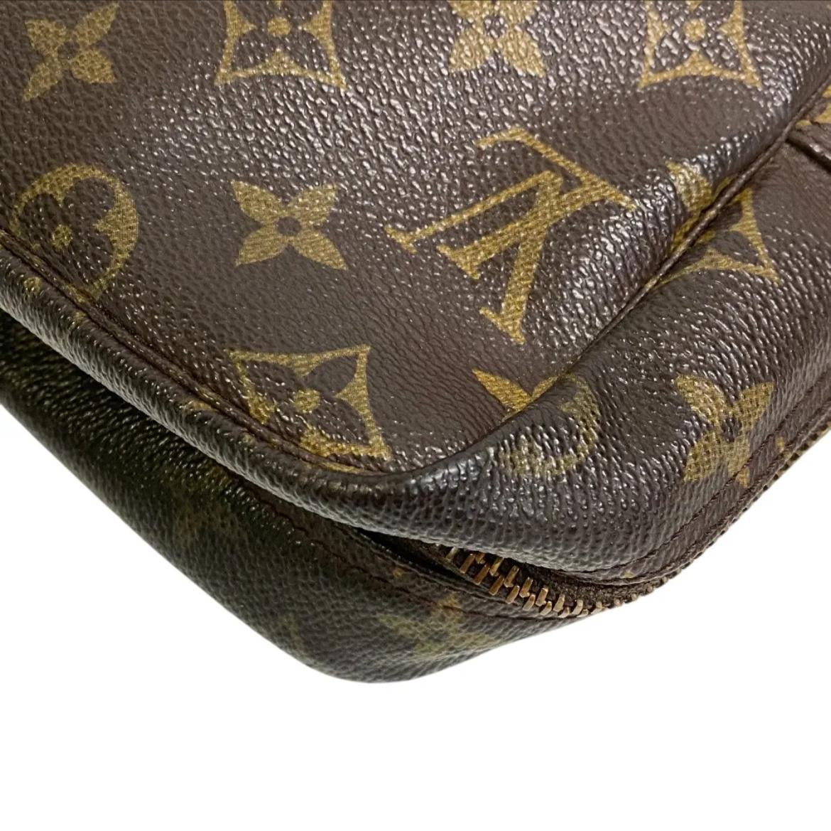 Louis Vuitton Trousse Toilette 28 Clutch - Brown, Leather