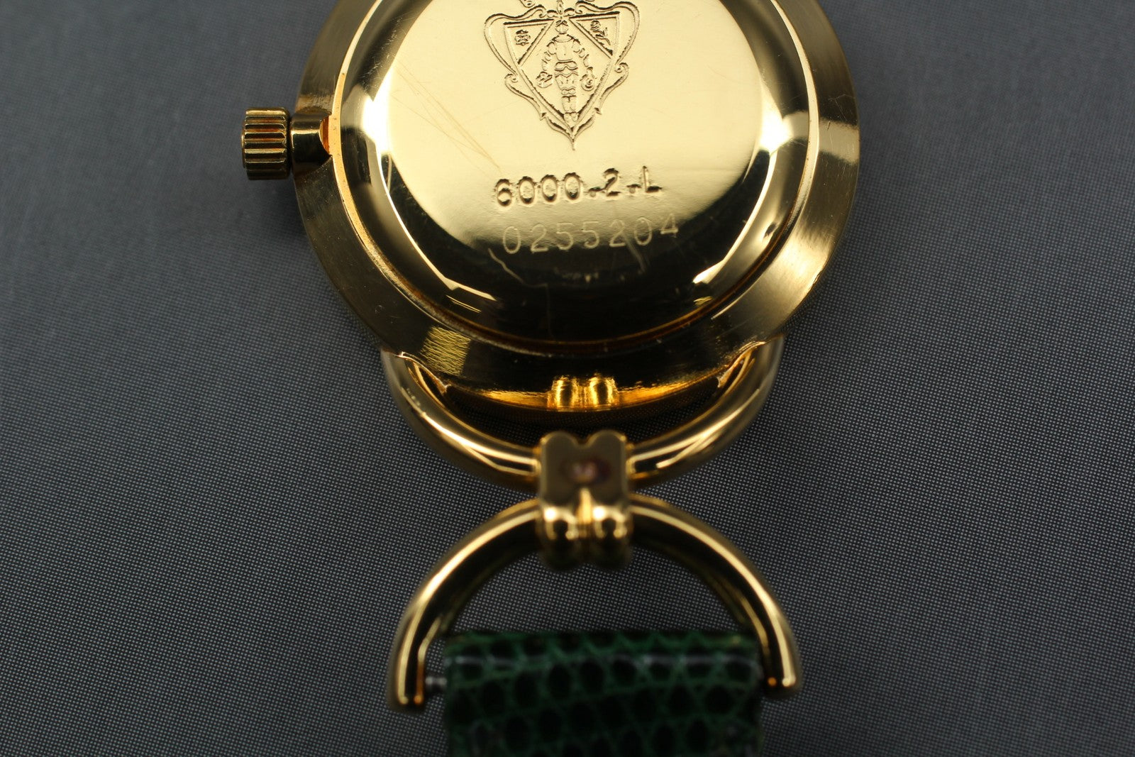 Gucci 6000.2.L Wristwatch - Gold, Stainless Steel