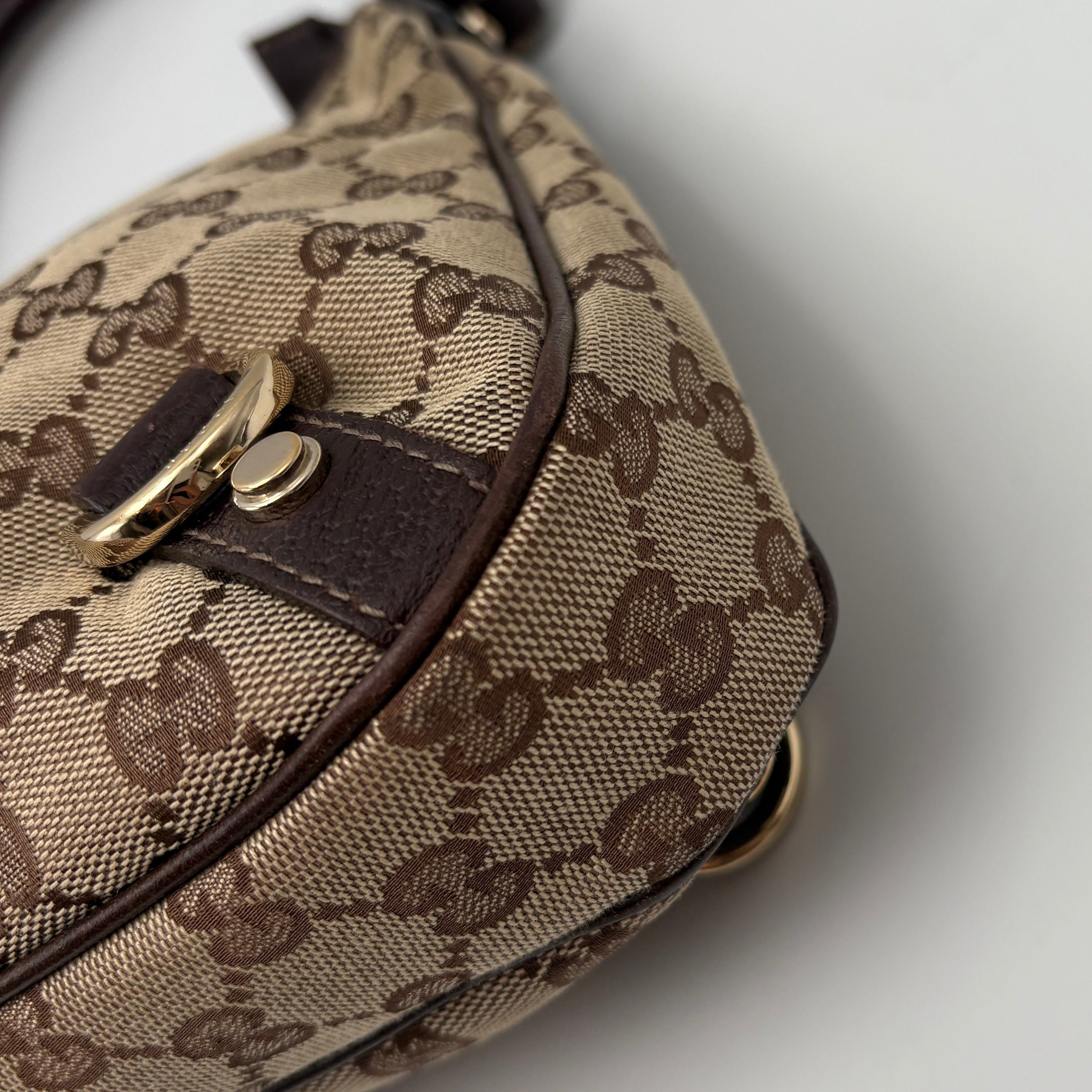 GUCCI ABBEY GG CANVAS LEATHER SHOULDER BAG