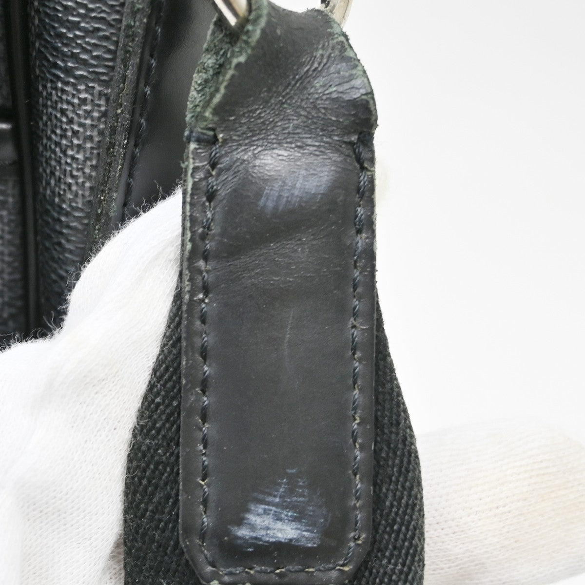 Louis Vuitton Daniel MM Messenger Bag - Black, Damier Canvas, Leather