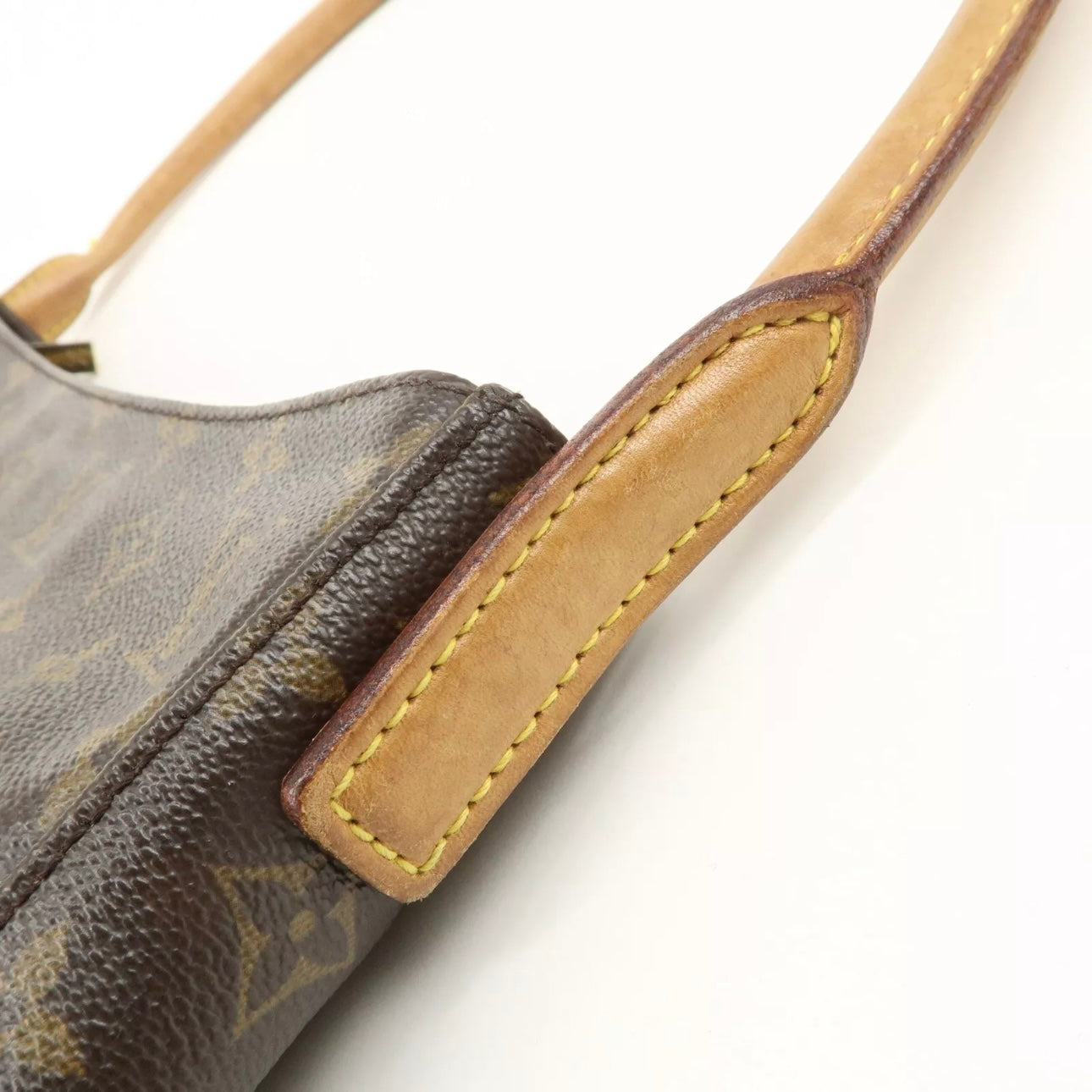 Louis Vuitton Looping GM