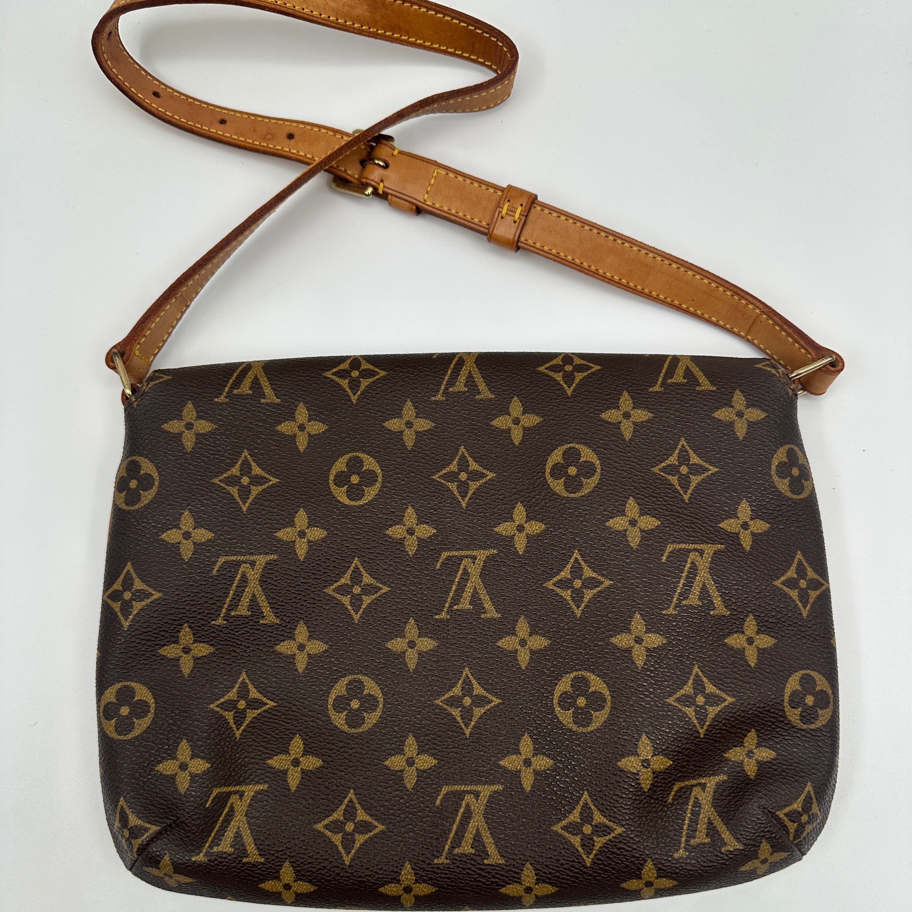 Musette Tango Short
