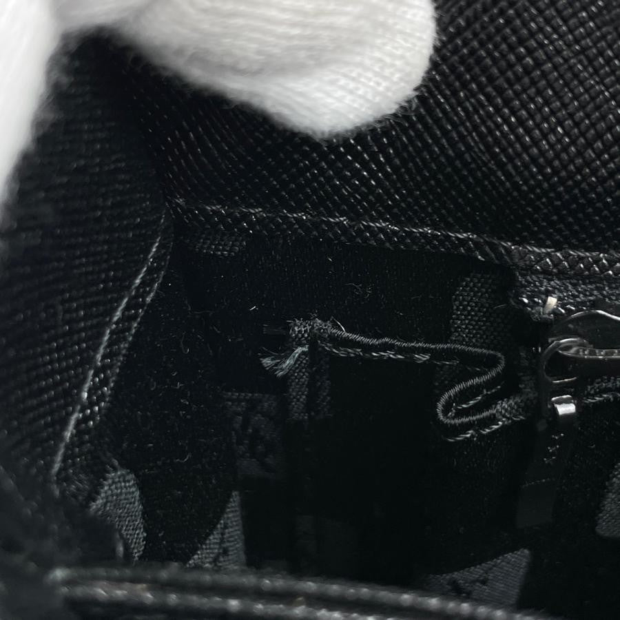 Yves Saint Laurent Shoulder Bag - Black, Leather