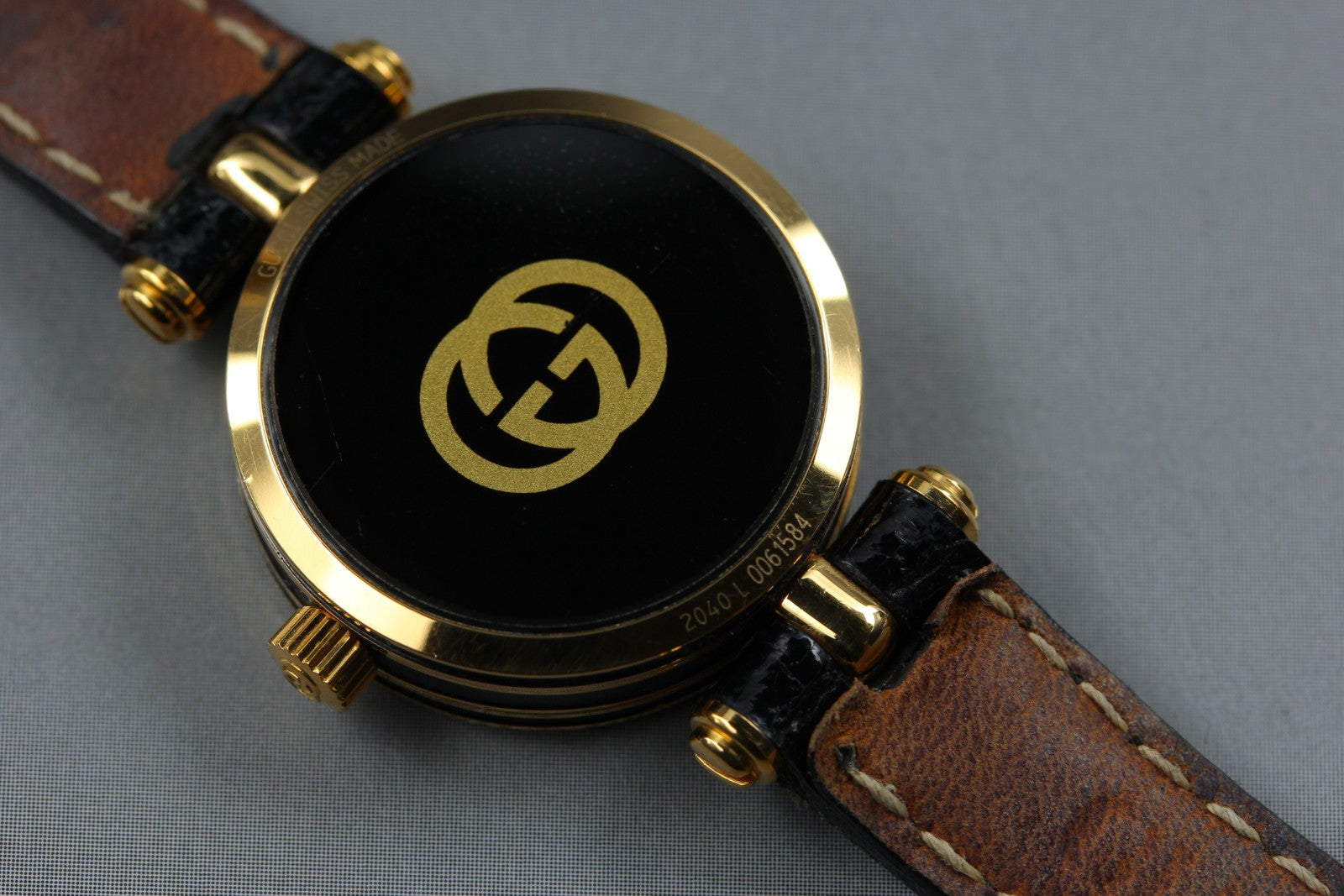 Gucci 2000L Wristwatch - Black and Gold, Leather and Stainless Steel