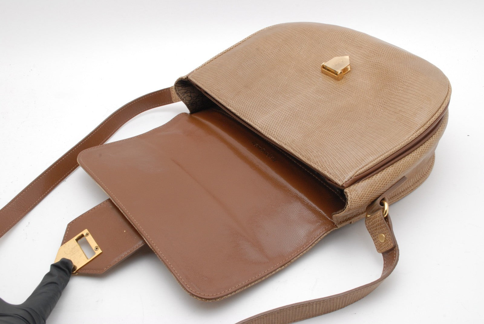 Saint Laurent Yves Saint Laurent Shoulder Bag - Beige, Leather