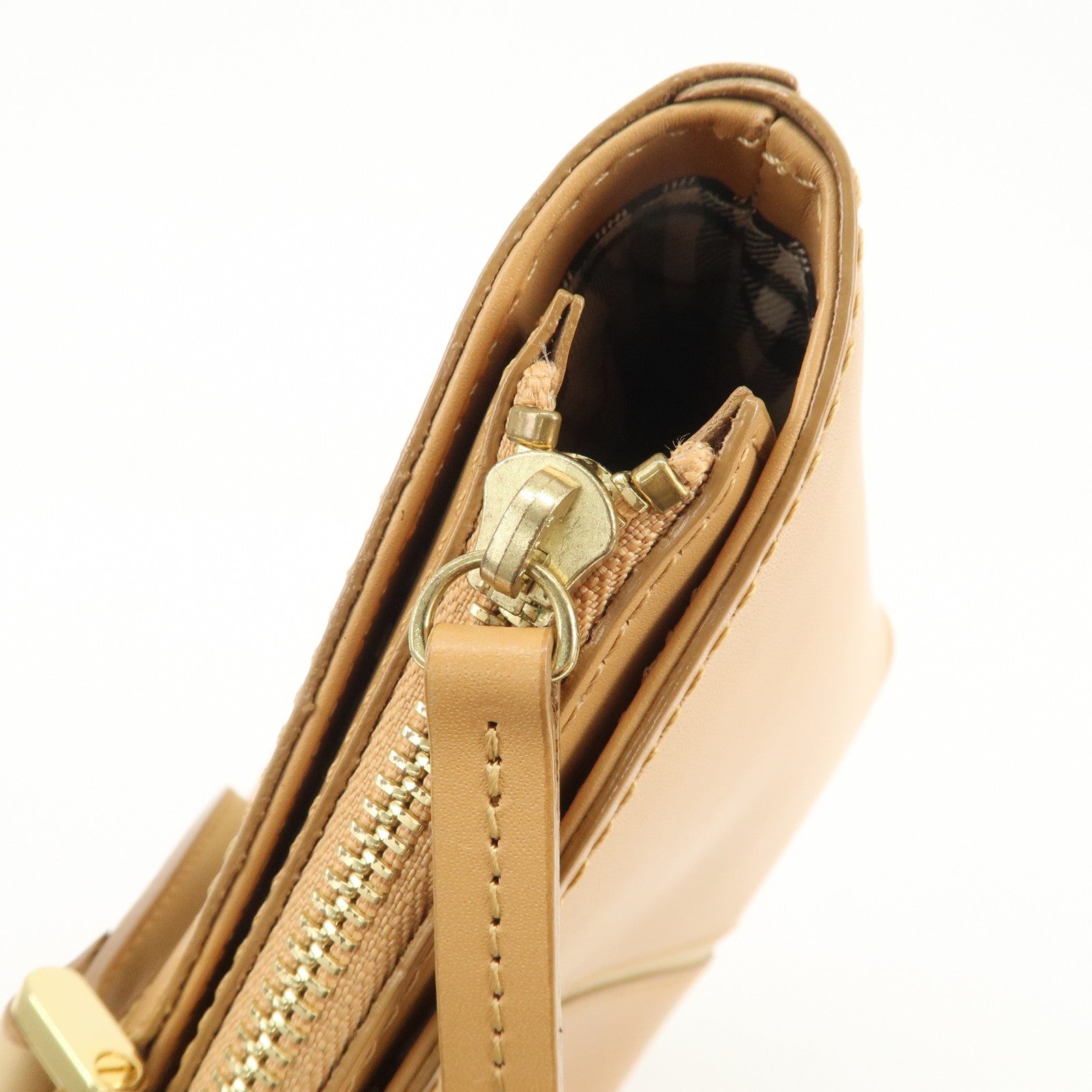 Burberry Nova Plaid Logo Hand Bag - Light Brown, Leather