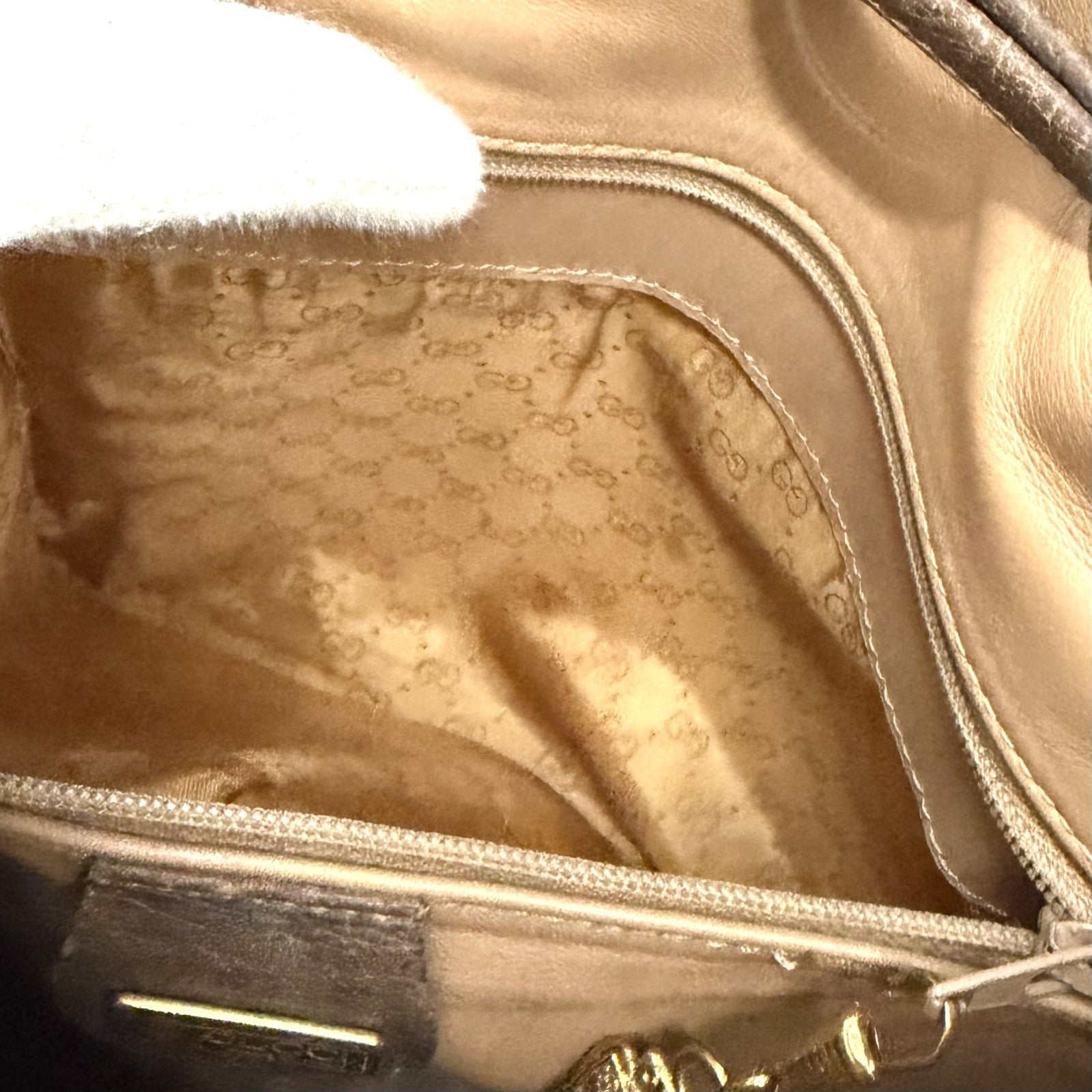 Gucci GG Supreme Drawstring Shoulder Bag - Brown, PVC Leather