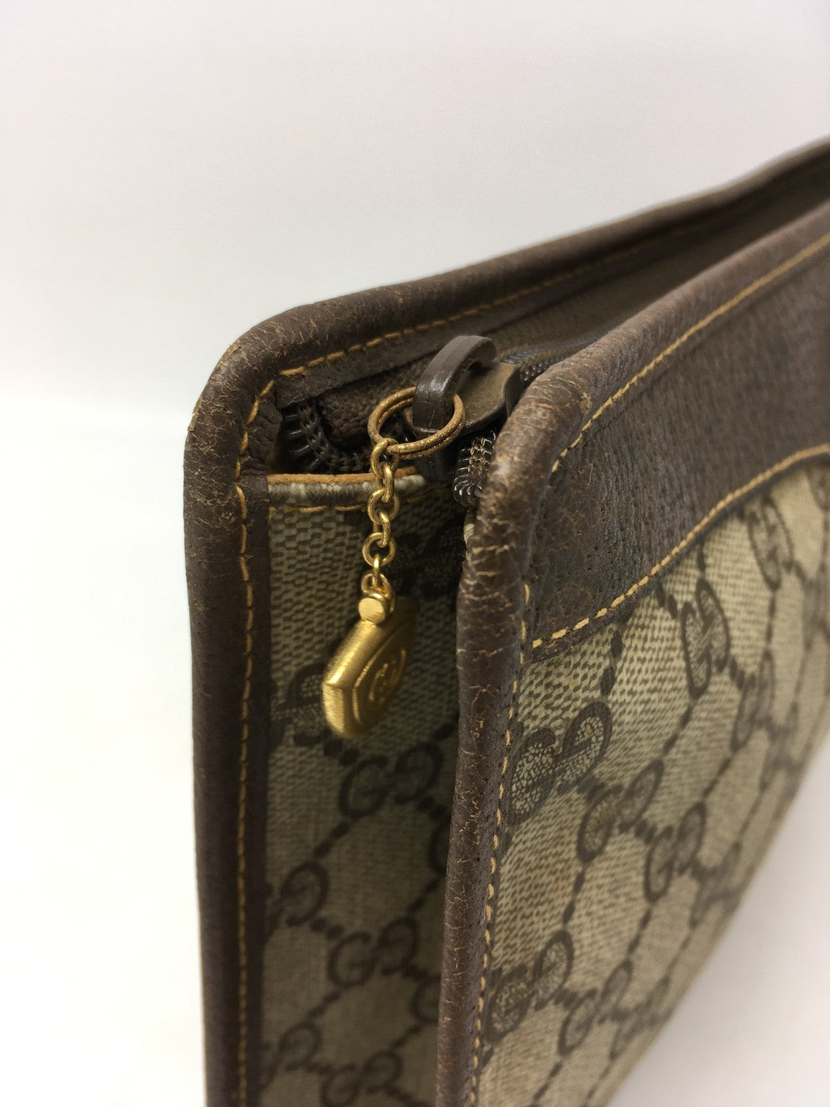 Gucci GG Supreme Monogram Clutch Bag - Beige/Brown, PVC Leather