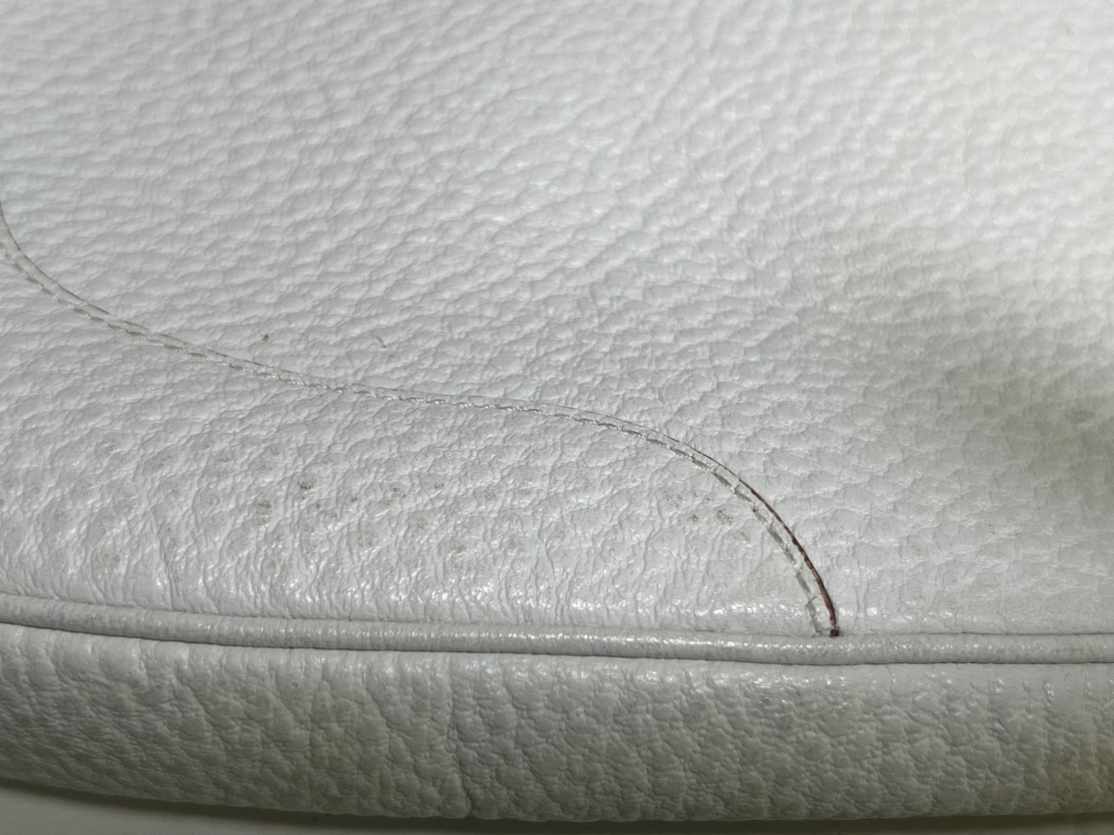 Gucci Shoulder Bag - White, Leather
