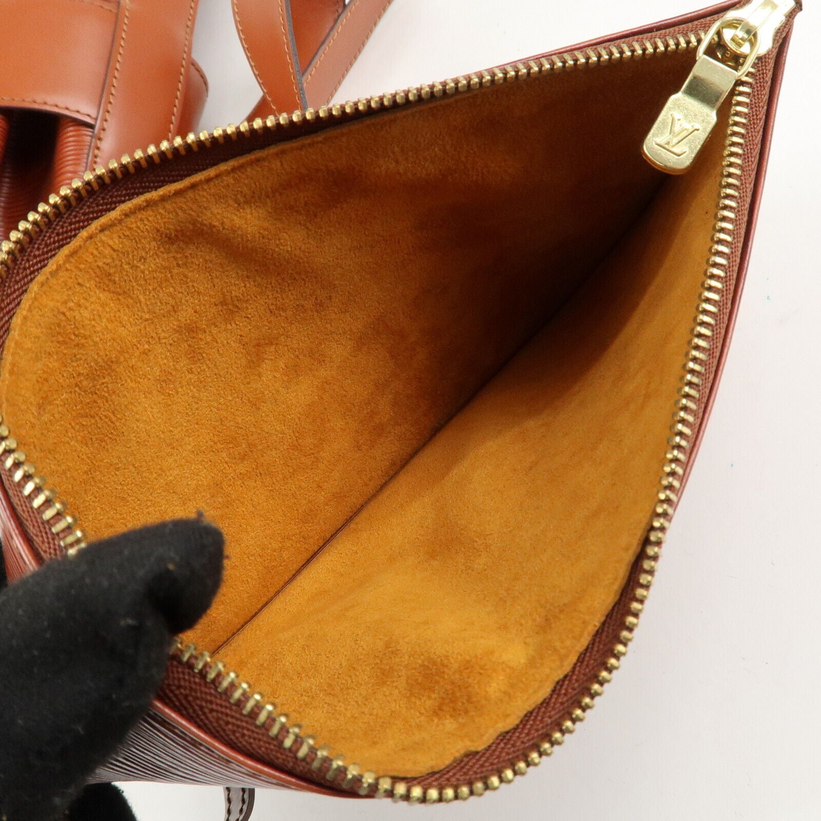 Louis Vuitton Bucket Bag - Kenya Brown, Epi Leather