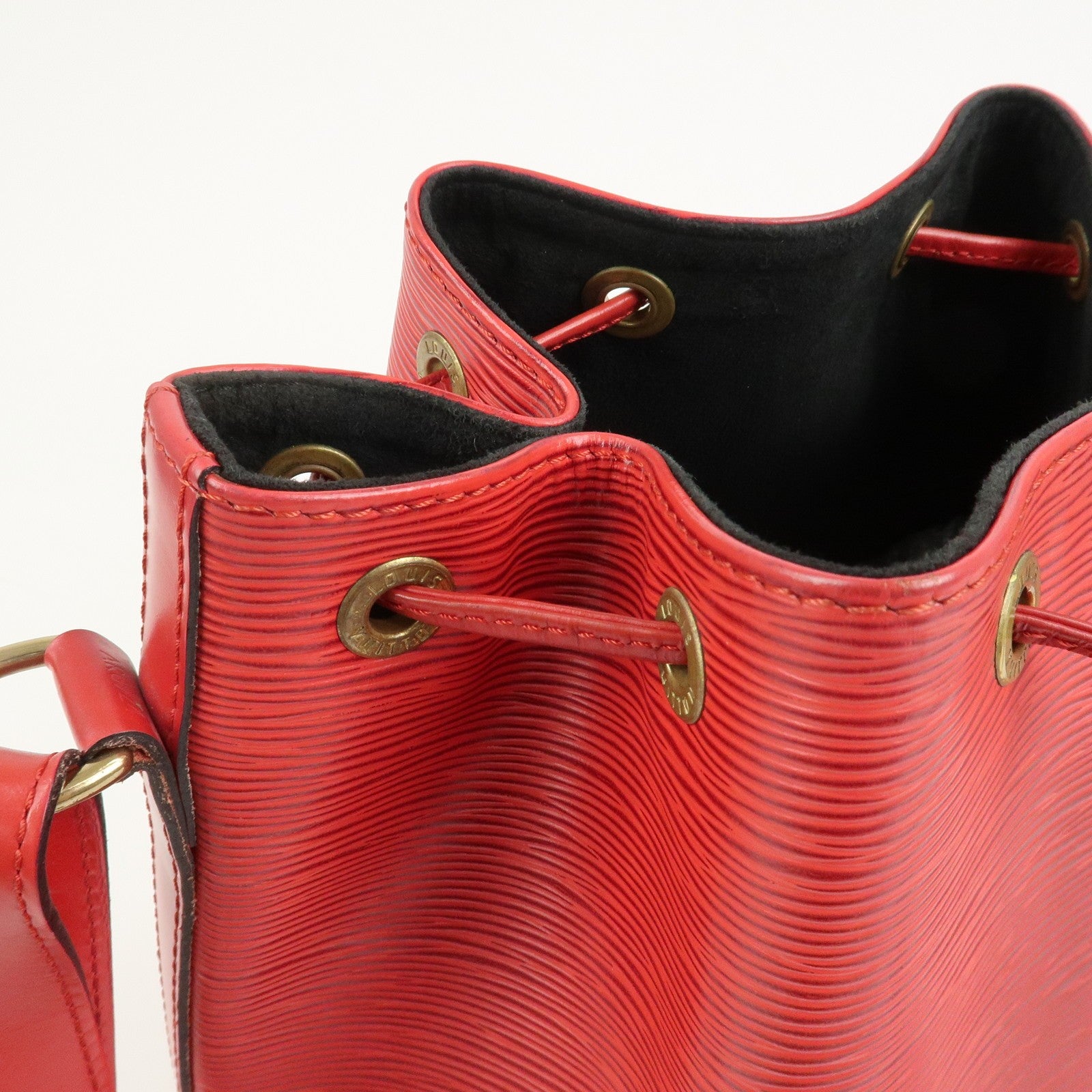 Louis Vuitton Epi Petit Noe Shoulder Bag - Castilian Red, Epi Leather