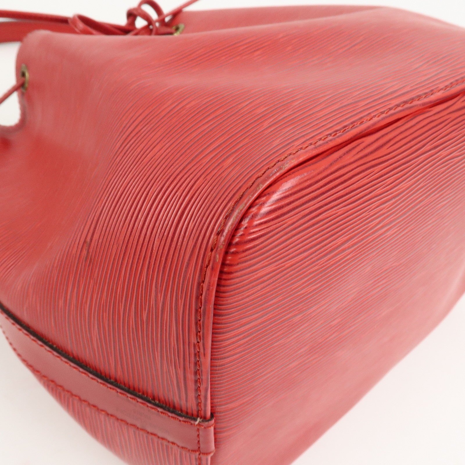 Louis Vuitton Epi Petit Noe Shoulder Bag - Castilian Red, Epi Leather