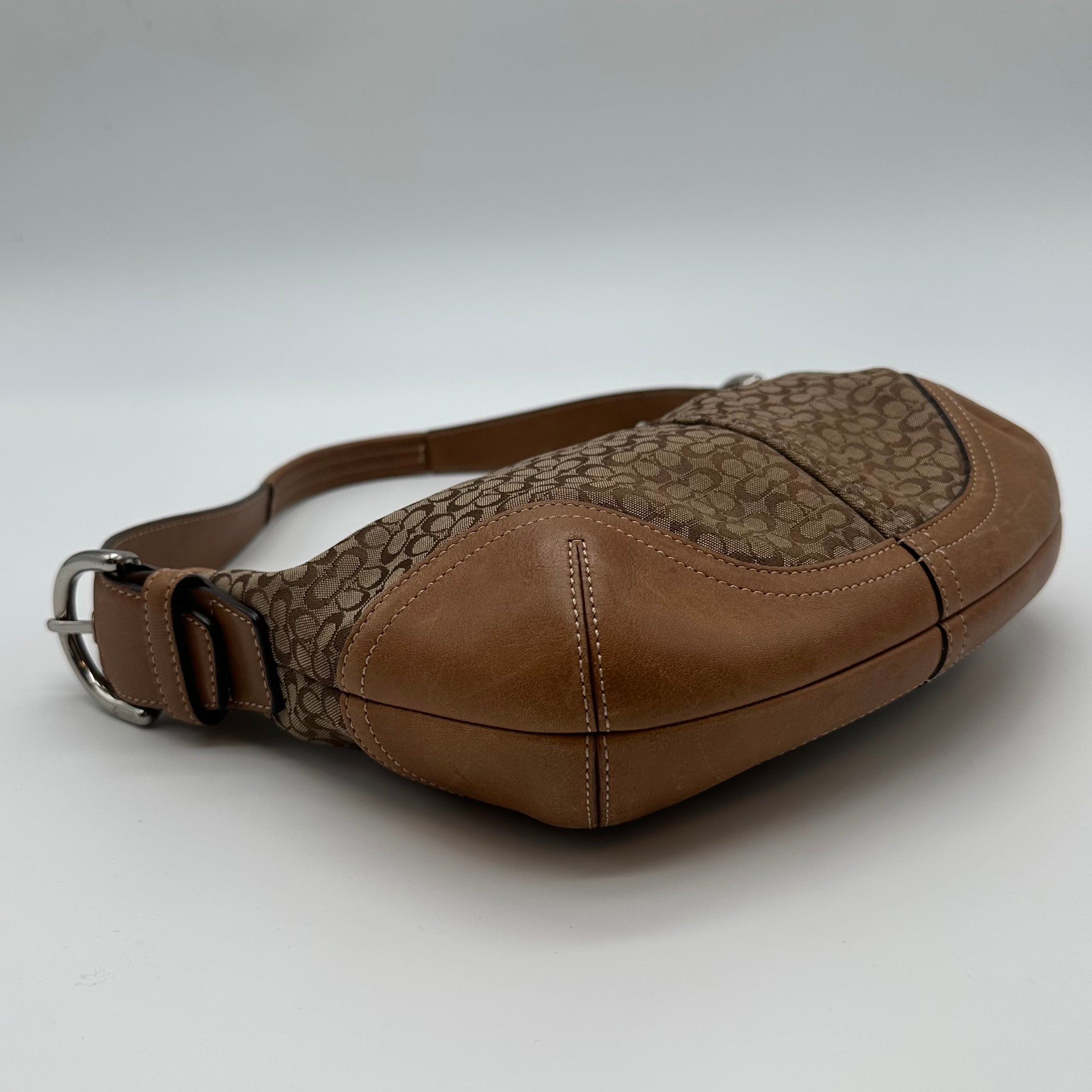 Coach Signature brown shoulder bag