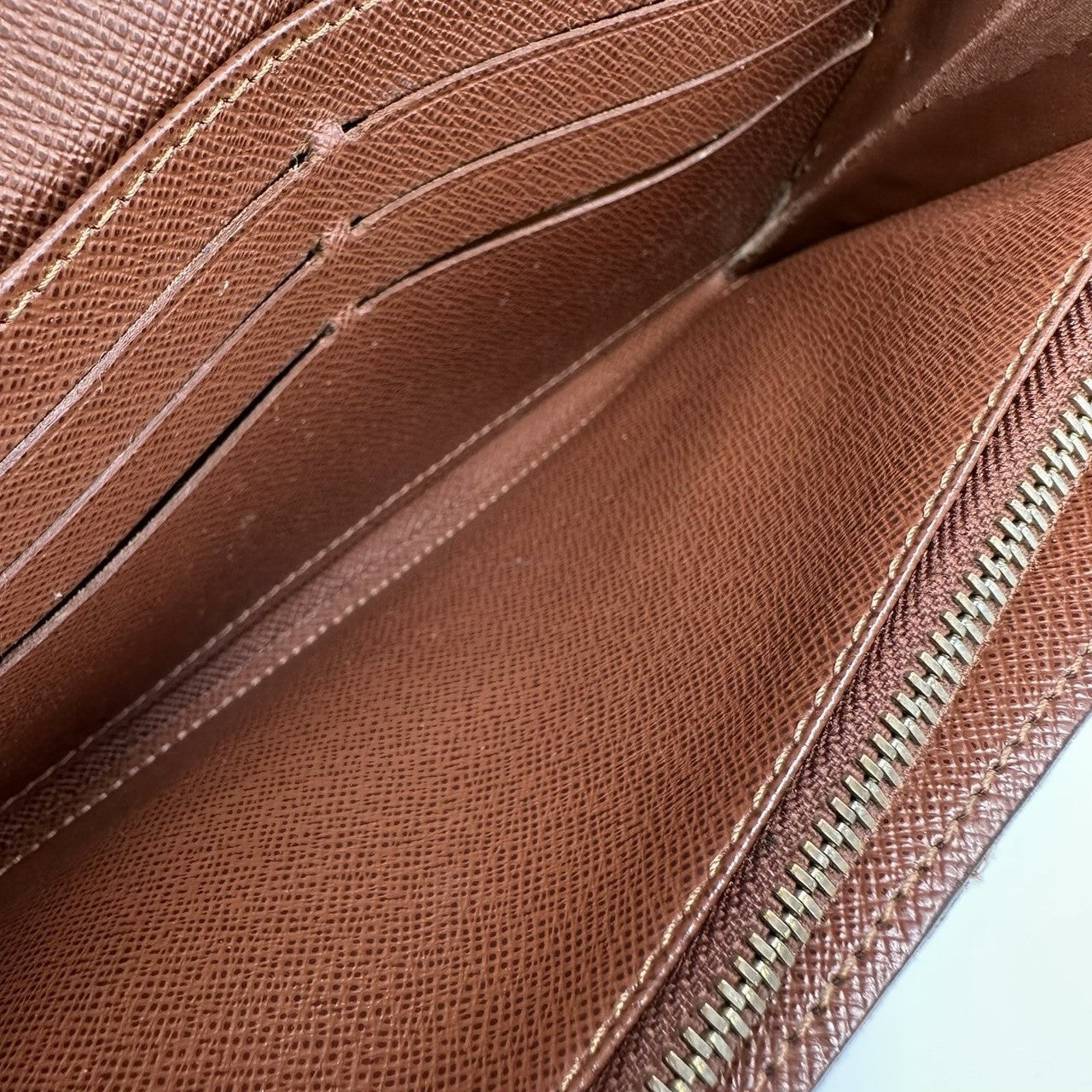 Louis Vuitton Portefeuille Sarah Long Wallet - Brown, Leather
