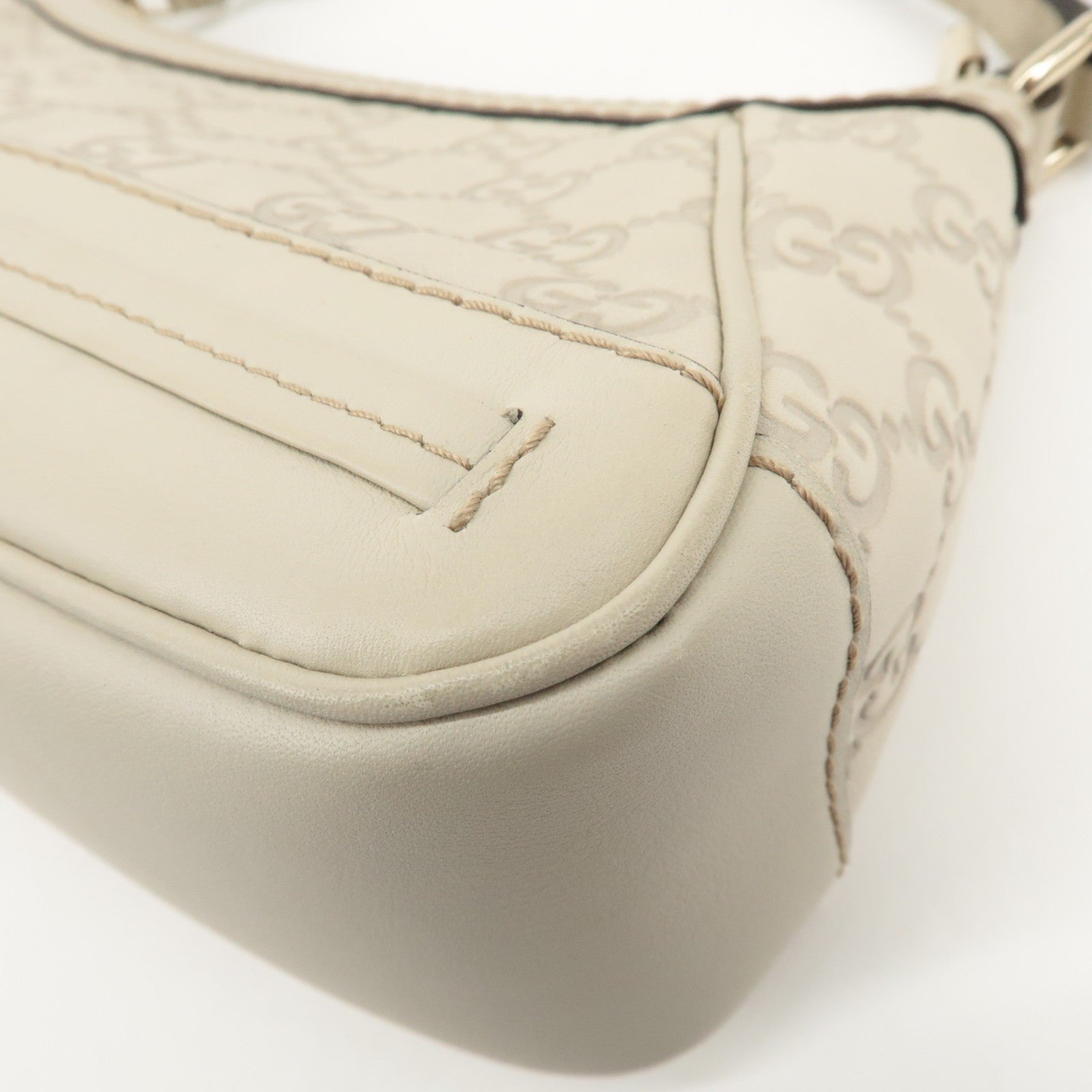 Gucci Hand Bag - Ivory, Leather