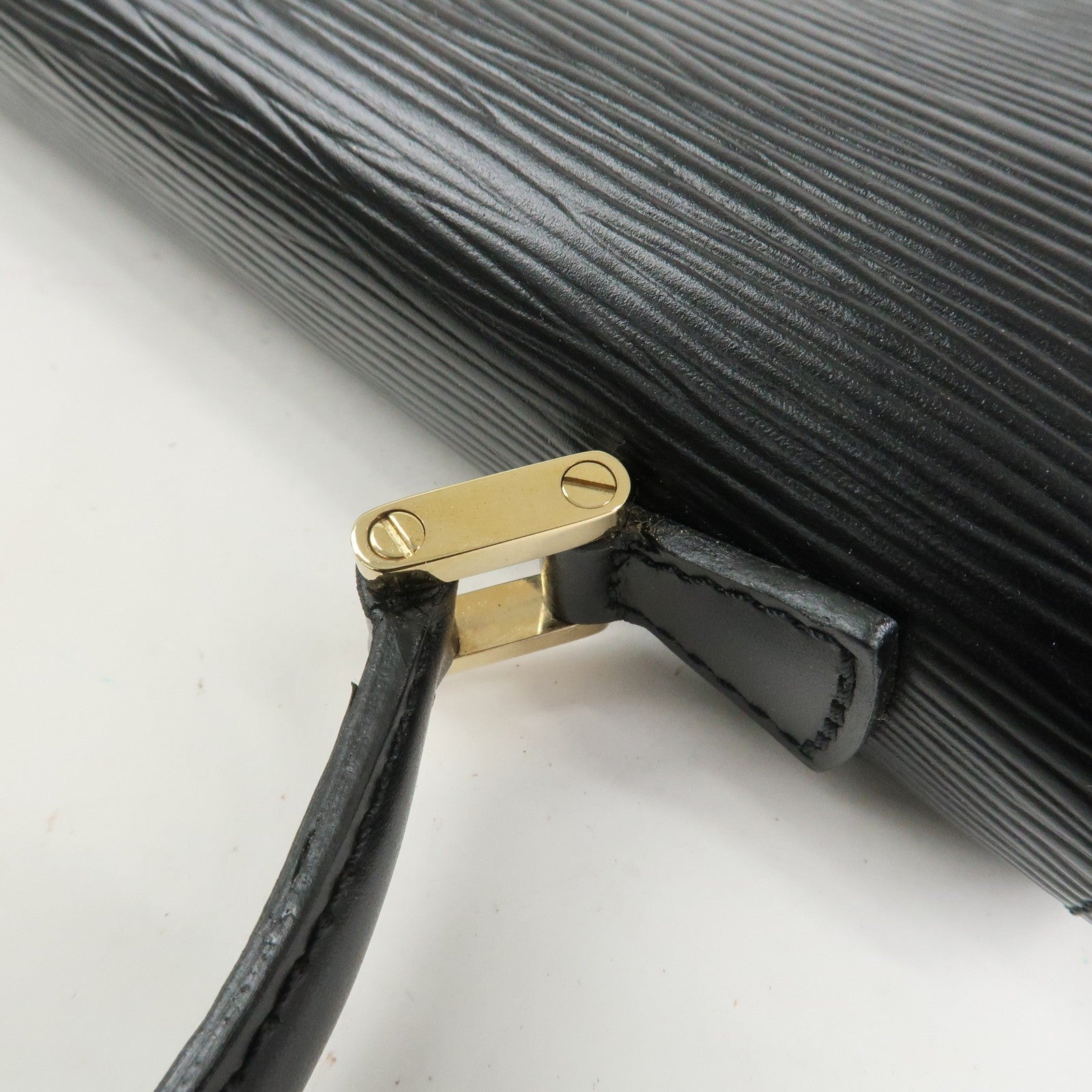 Louis Vuitton Epi Concorde Leather Hand Bag Noir Black