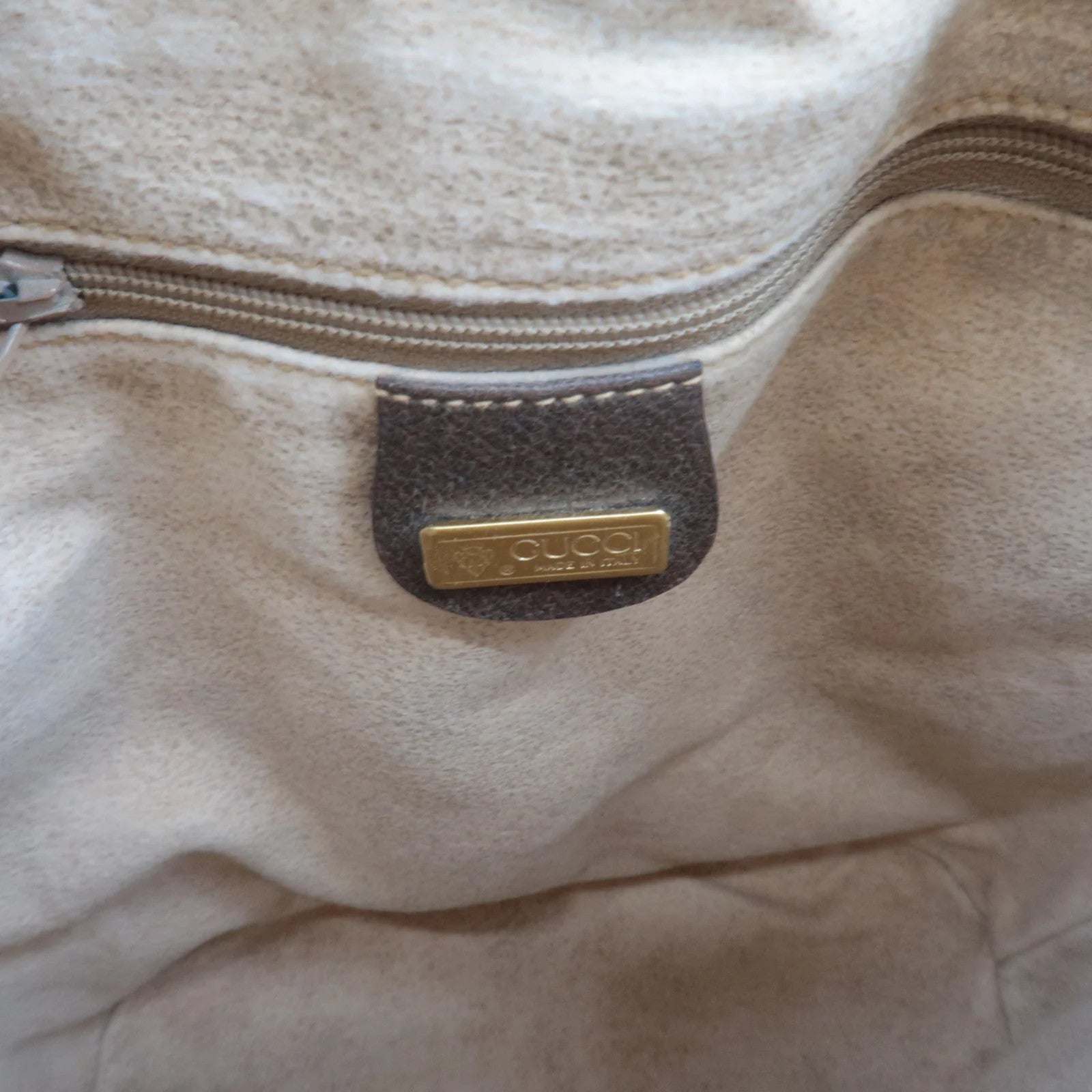 Gucci Sherry Line Bucket Shoulder Bag - Beige, GG Plus Leather