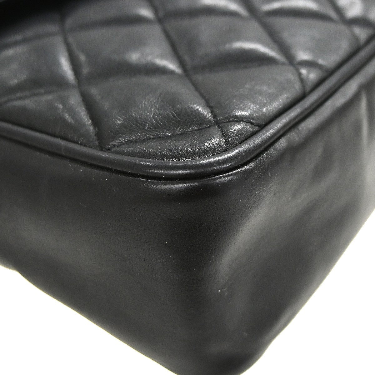 Chanel Single Chain Shoulder Bag - Black, Lambskin