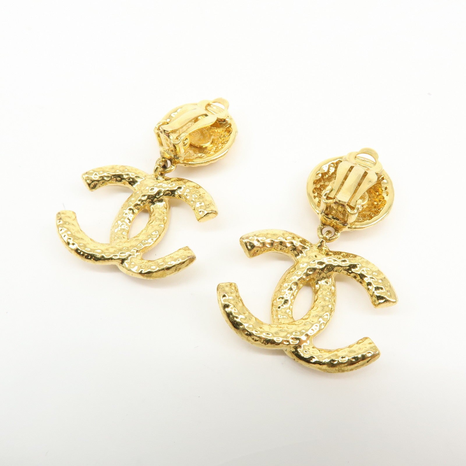 Chanel COCO Mark Plated Hammered Earrings - Gold, Plated