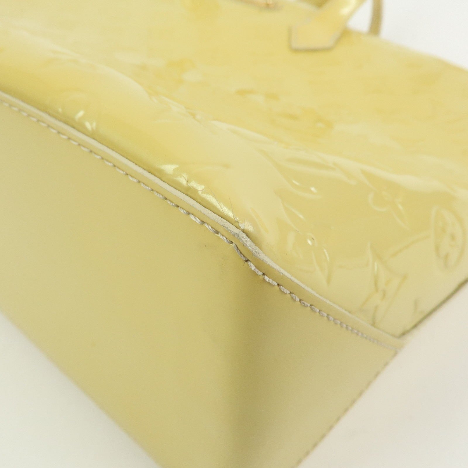 Louis Vuitton Tote Bag - Blanc Corail, Vernis Leather