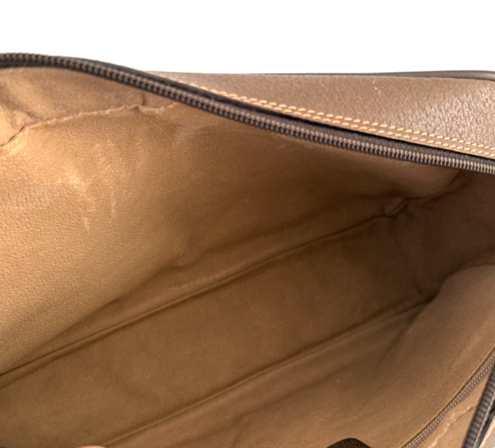 Gucci GG Supreme Clutch - Beige, PVC Leather