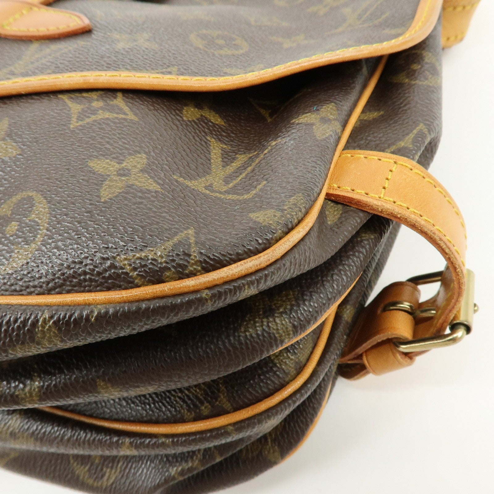 Louis Vuitton Monogram Saumur 30 Canvas Shoulder Bag Brown