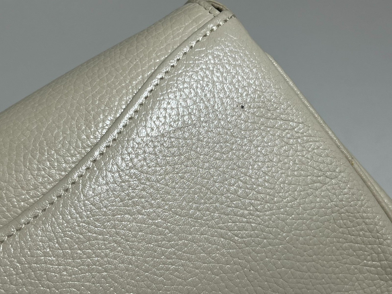 Saint Laurent Vintage Logo Shoulder Bag - White, Leather
