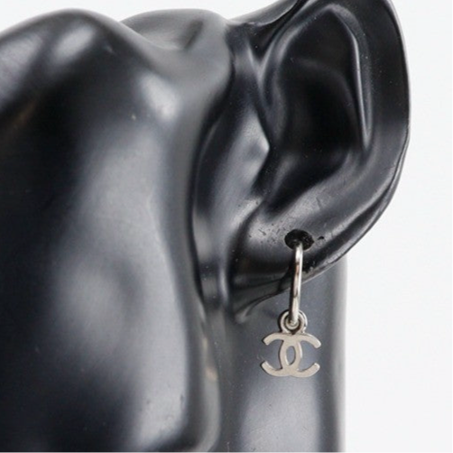 Chanel COCO Mark Piercing Hoop - Silver, Metallic