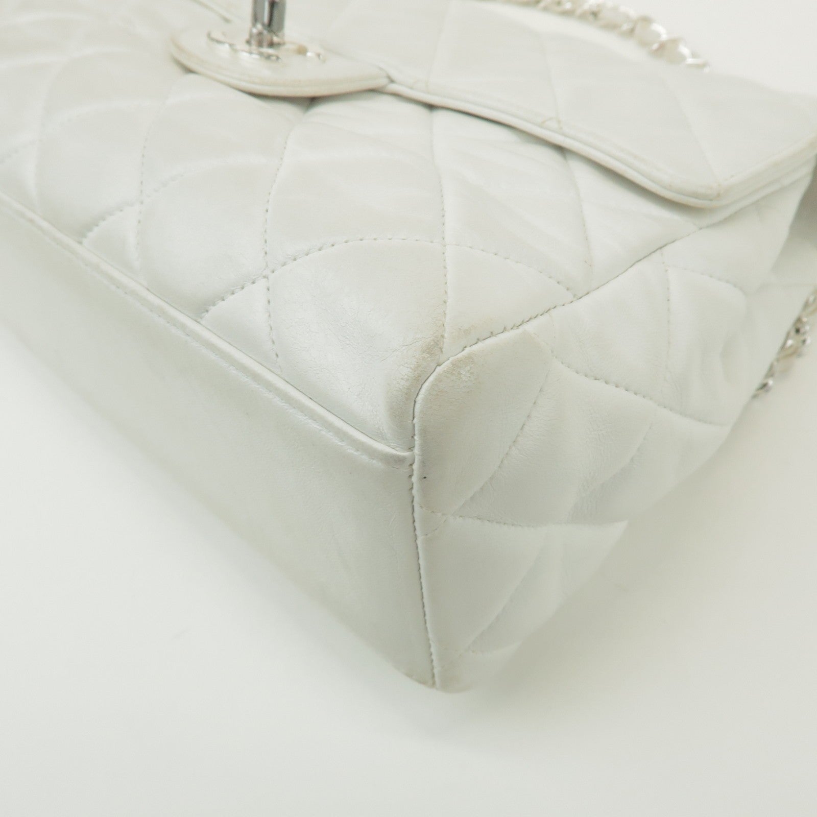 Chanel Matelasse Chain Shoulder Bag - White, Lamb Skin