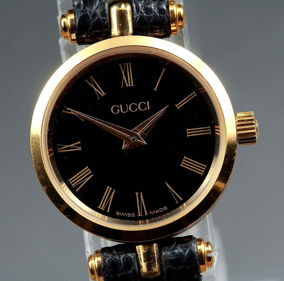 Gucci 2000L Wristwatch - Black, Leather