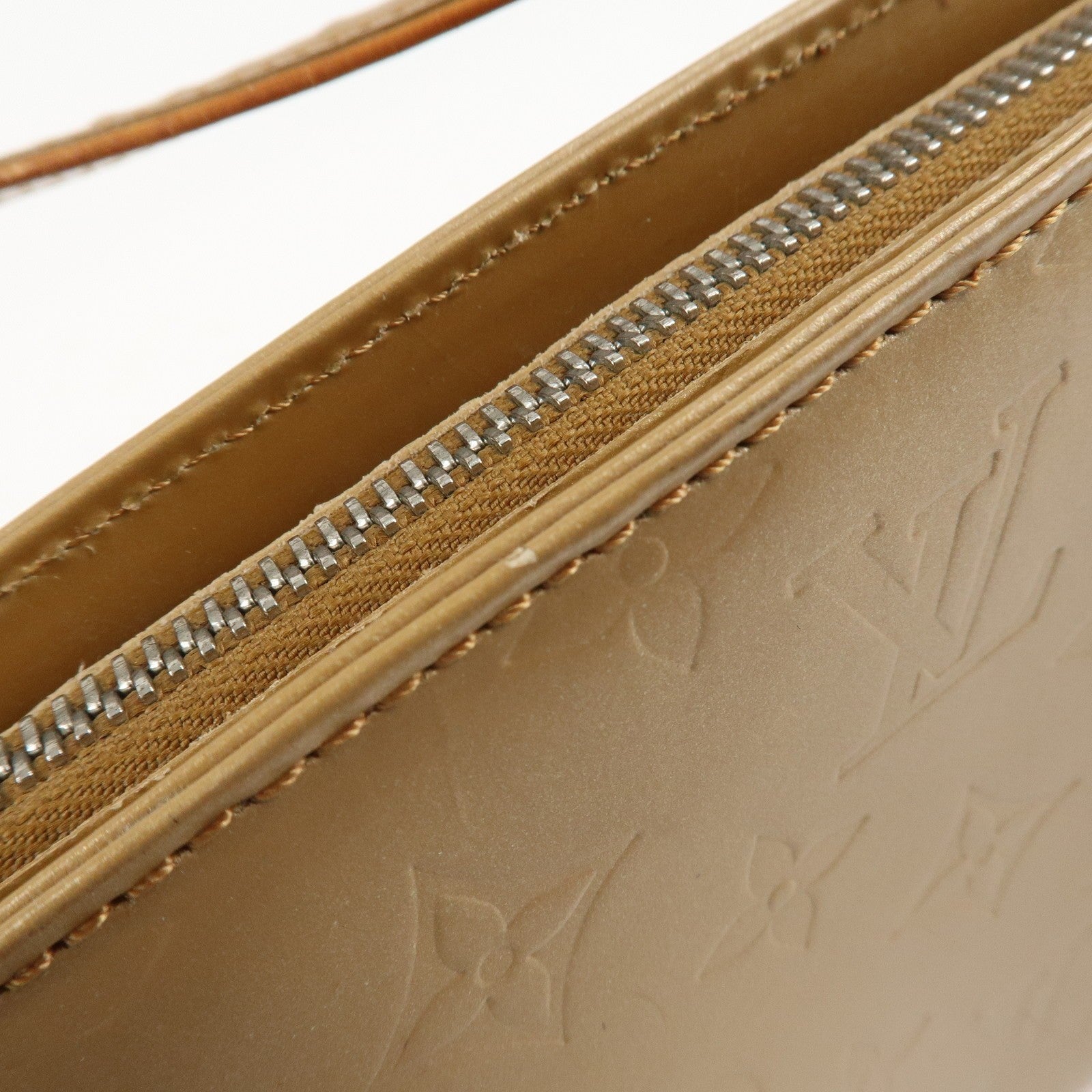 Louis Vuitton Shoulder Bag - Ambre, Verni Leather
