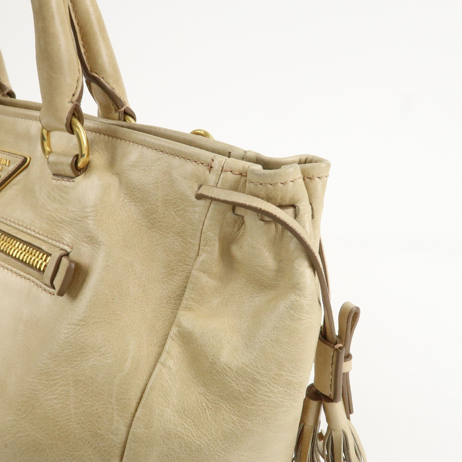 Prada Vitelloshine Handbag - Beige, Leather