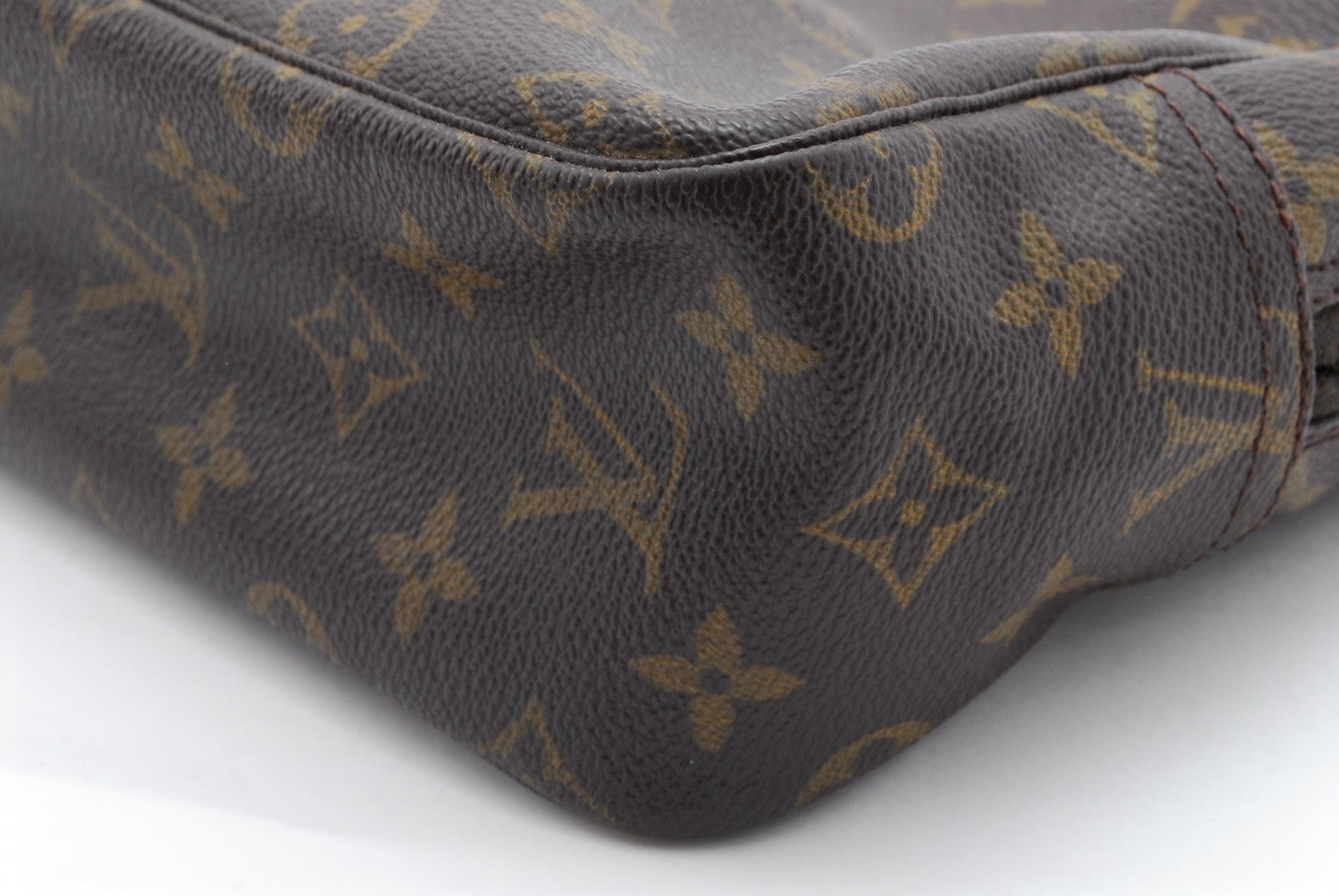 Louis Vuitton Trousse Toilette 28 Monogram Clutch - Brown, Leather