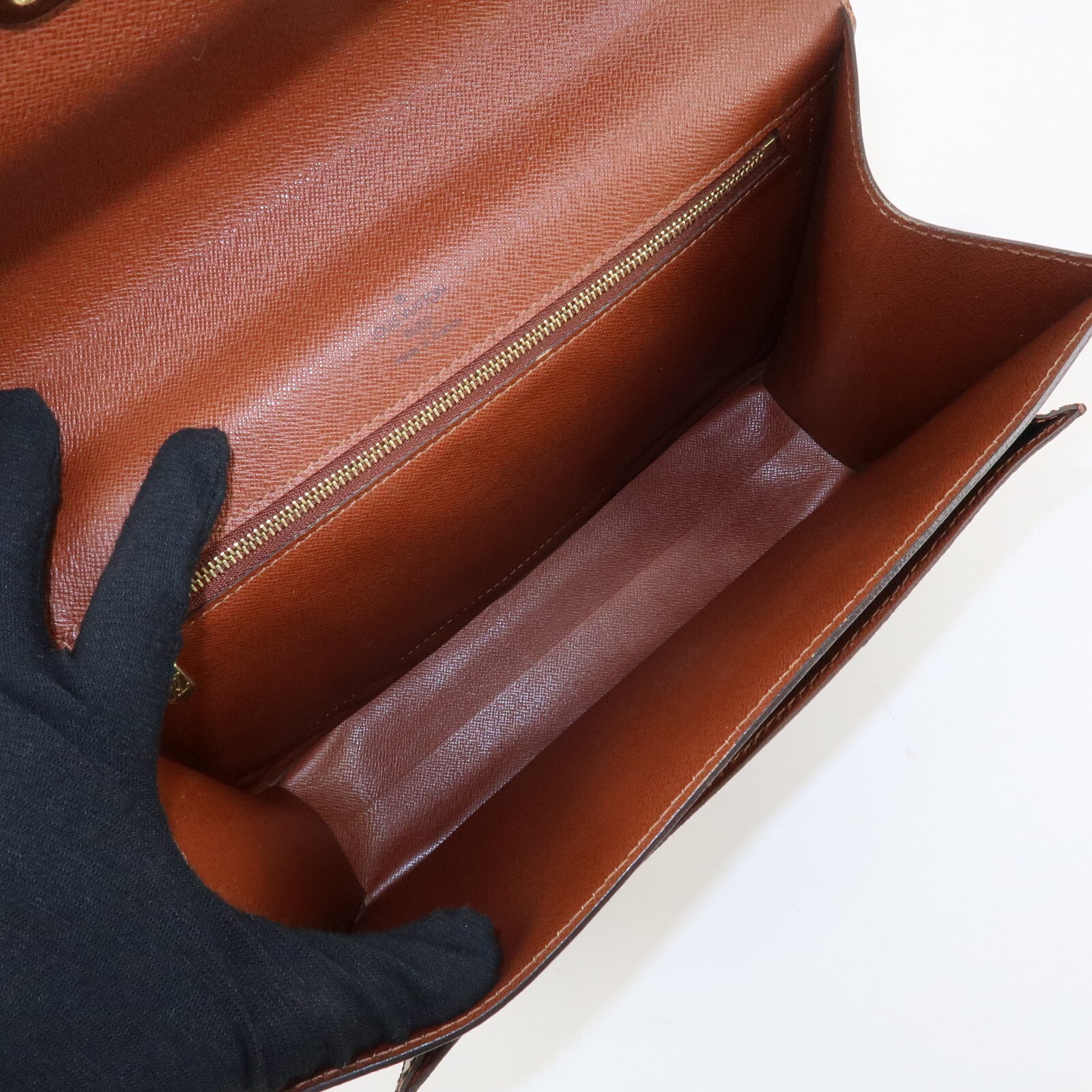 Louis Vuitton Monogram Monceau 28 Hand Bag - Monogram, Canvas and Leather