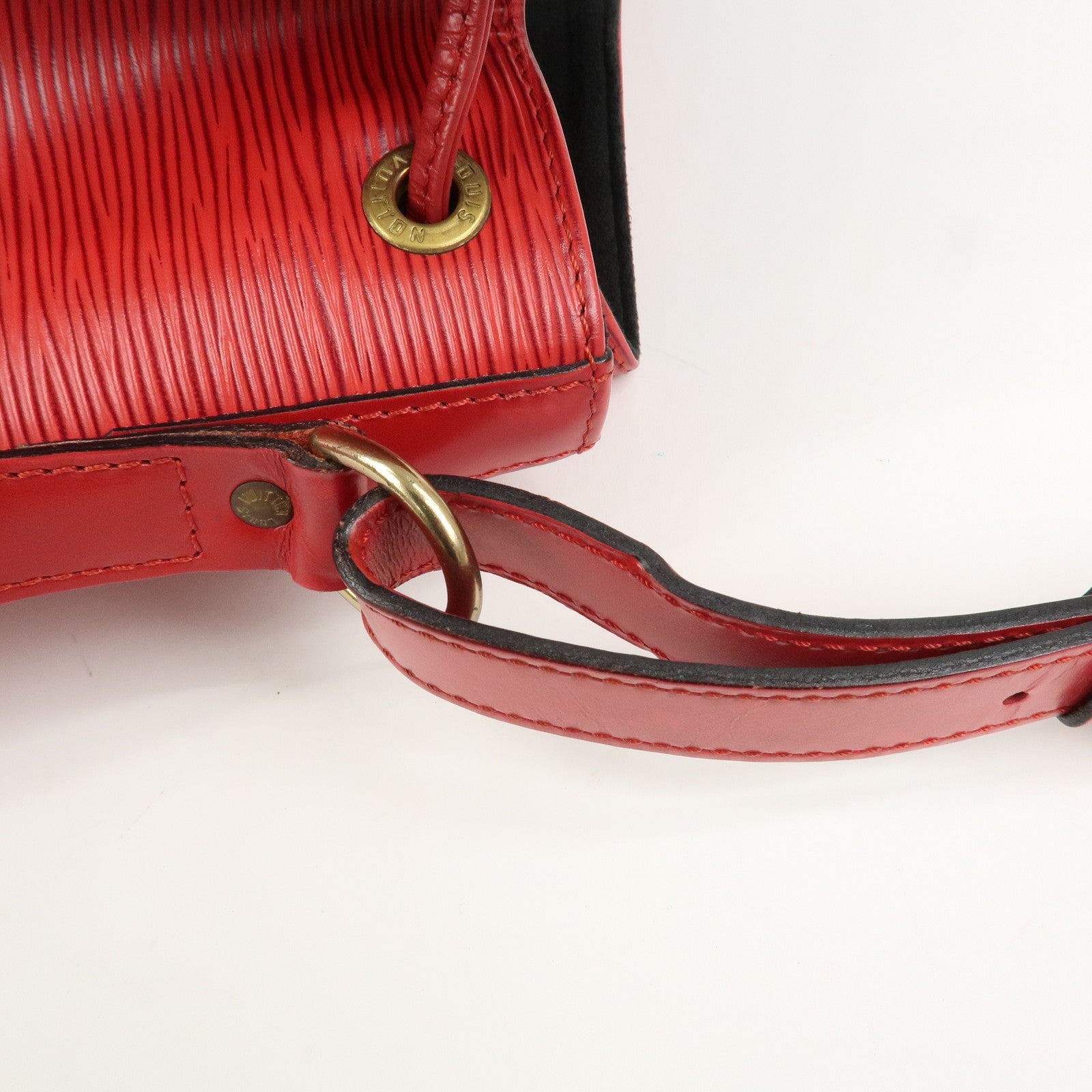 Louis Vuitton Epi Petit Noe Shoulder Bag - Castilian Red, Epi Leather