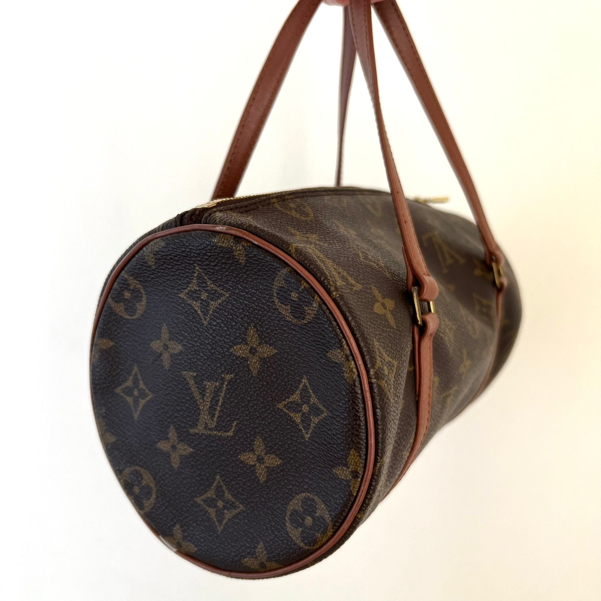 Louis Vuitton Papillon 26