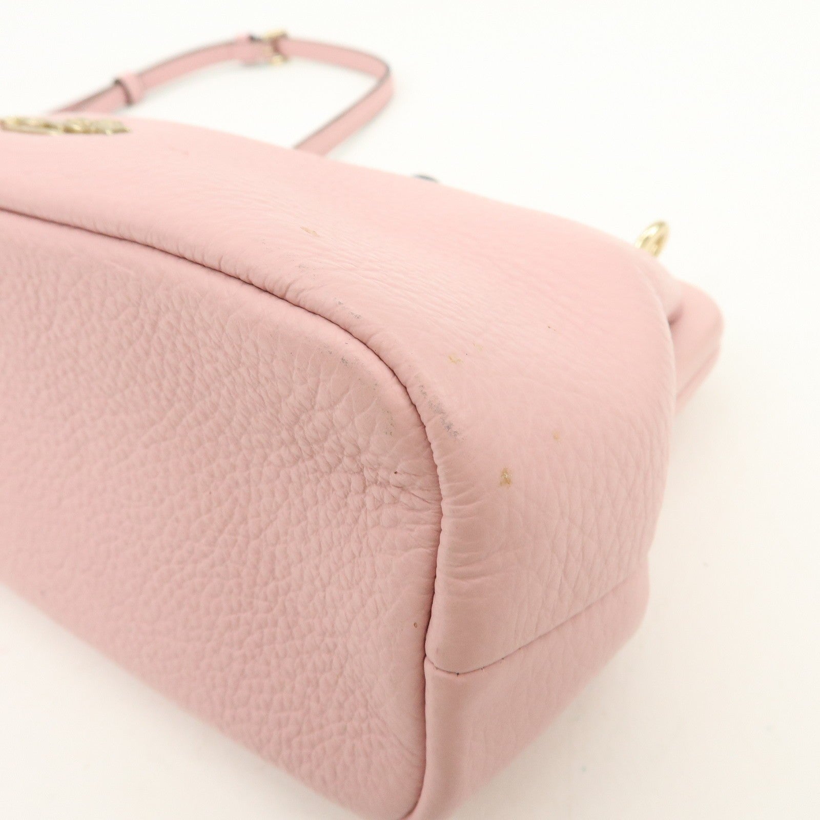 Coach Kiss Lock Chain Shoulder Bag - Pink, Leather