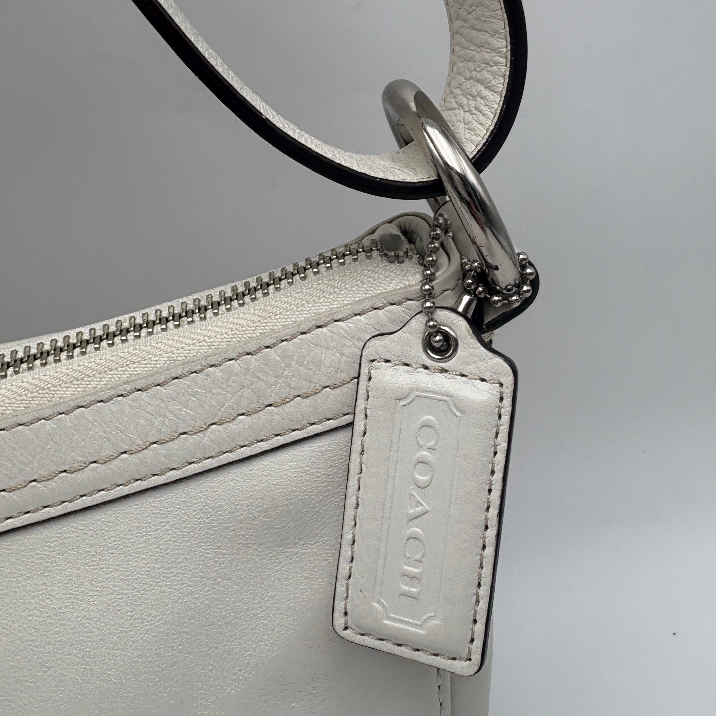 COACH Croissant leather Shoulder bag