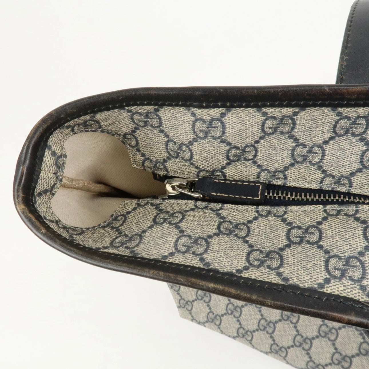 GUCCI GG Supreme Leather Tote Bag- Navy