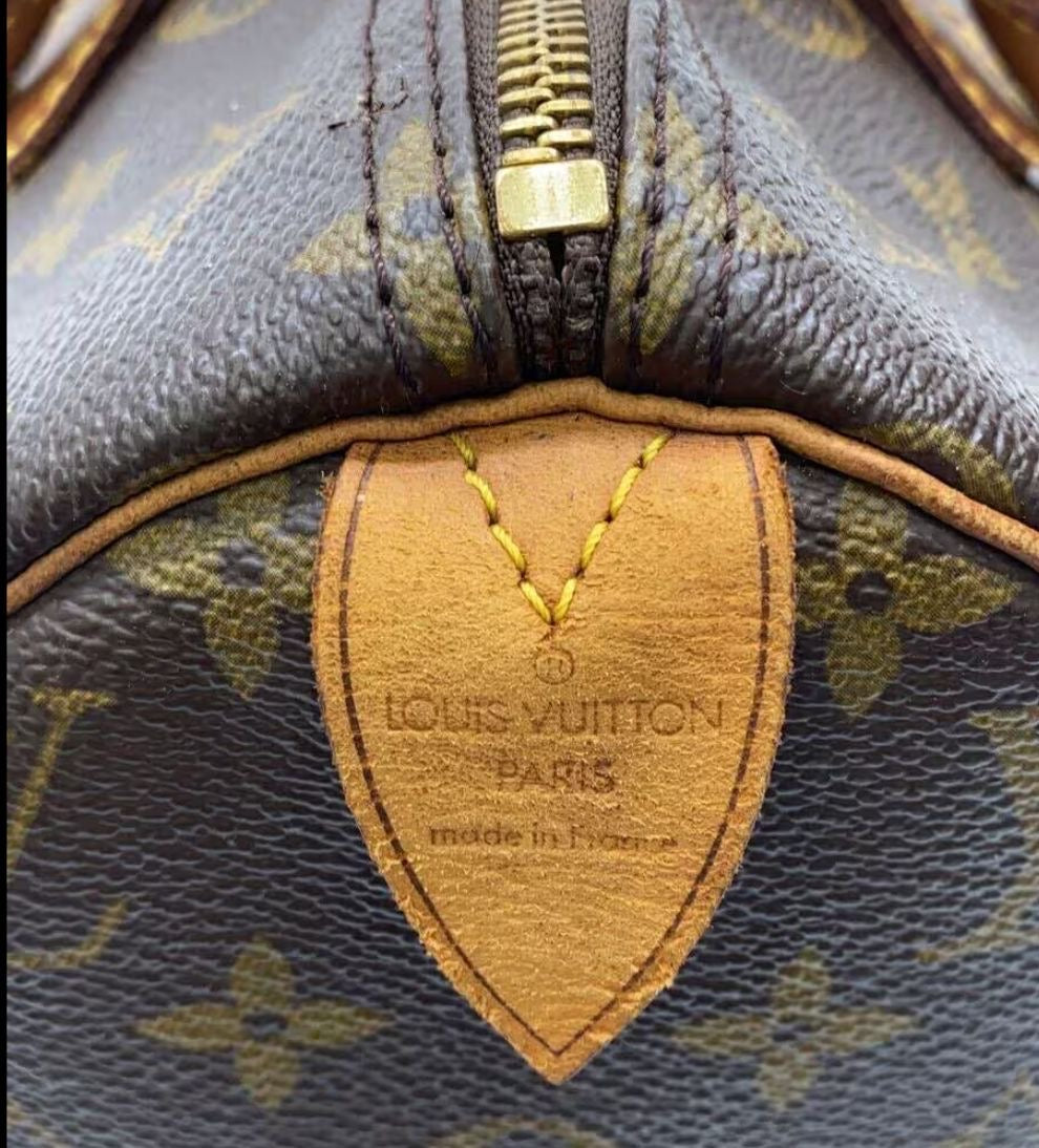 Louis Vuitton Speedy 30