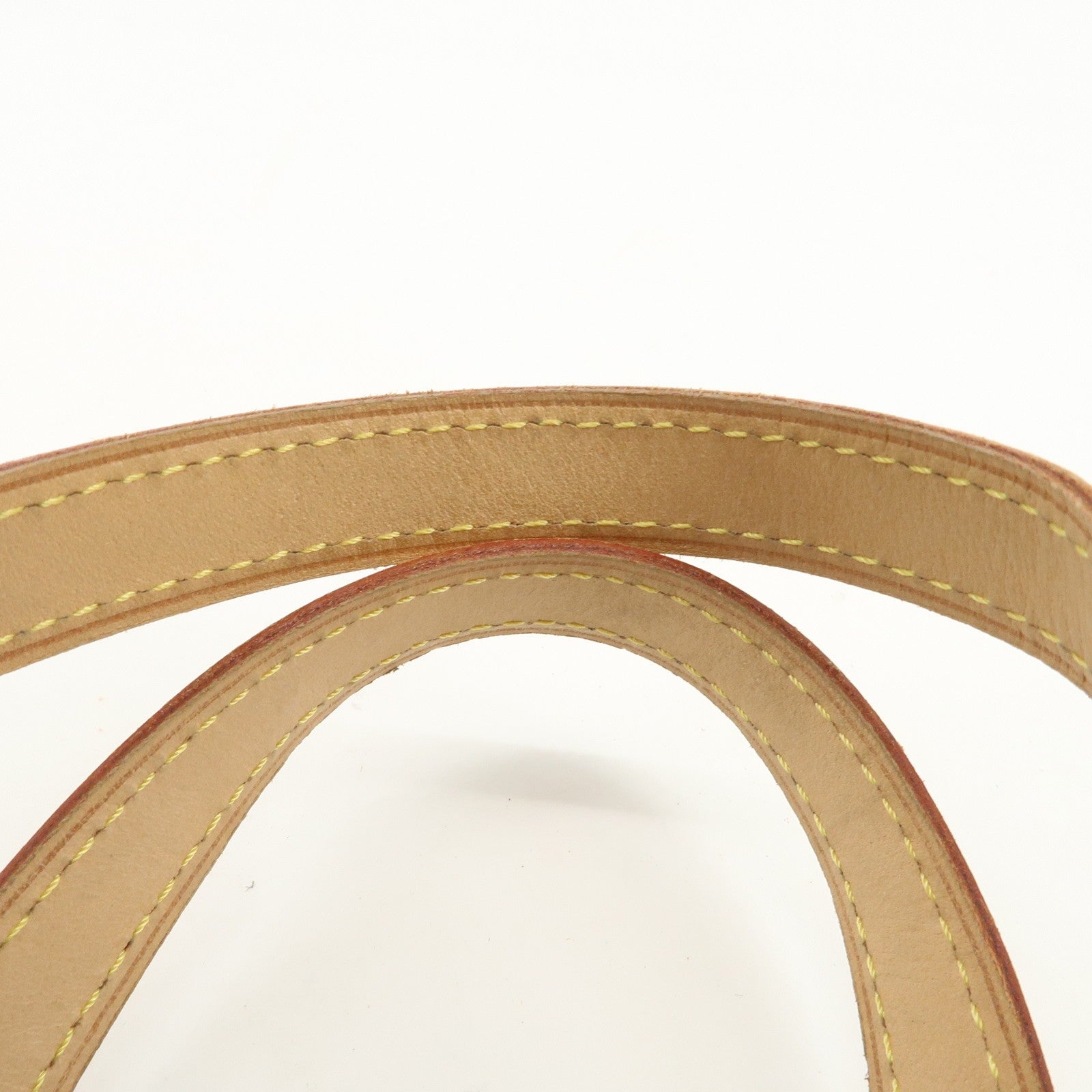 Louis VuittonTote Hand Bag - Beige, Vernis Leather