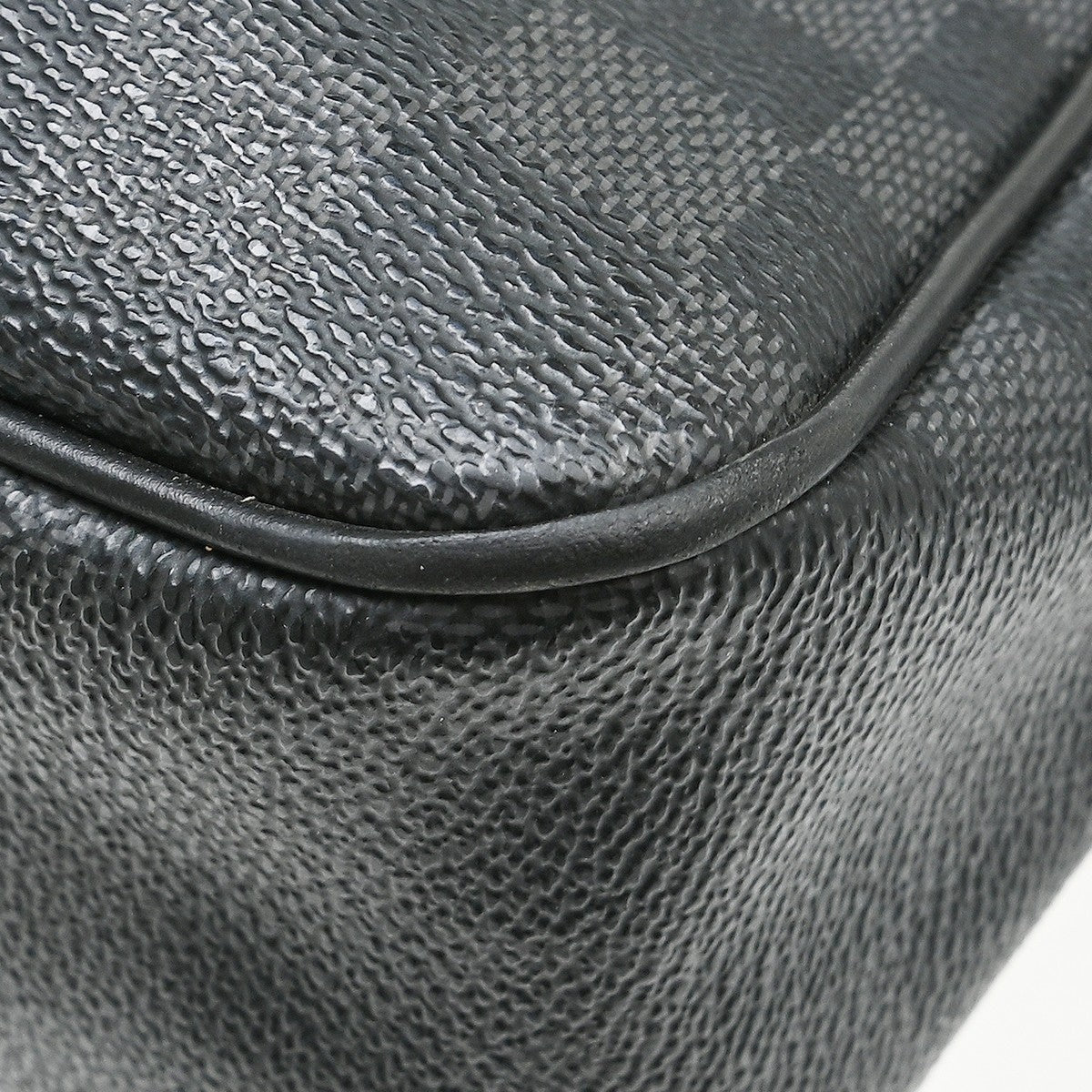 Louis Vuitton Daniel MM Messenger Bag - Black, Damier Canvas, Leather