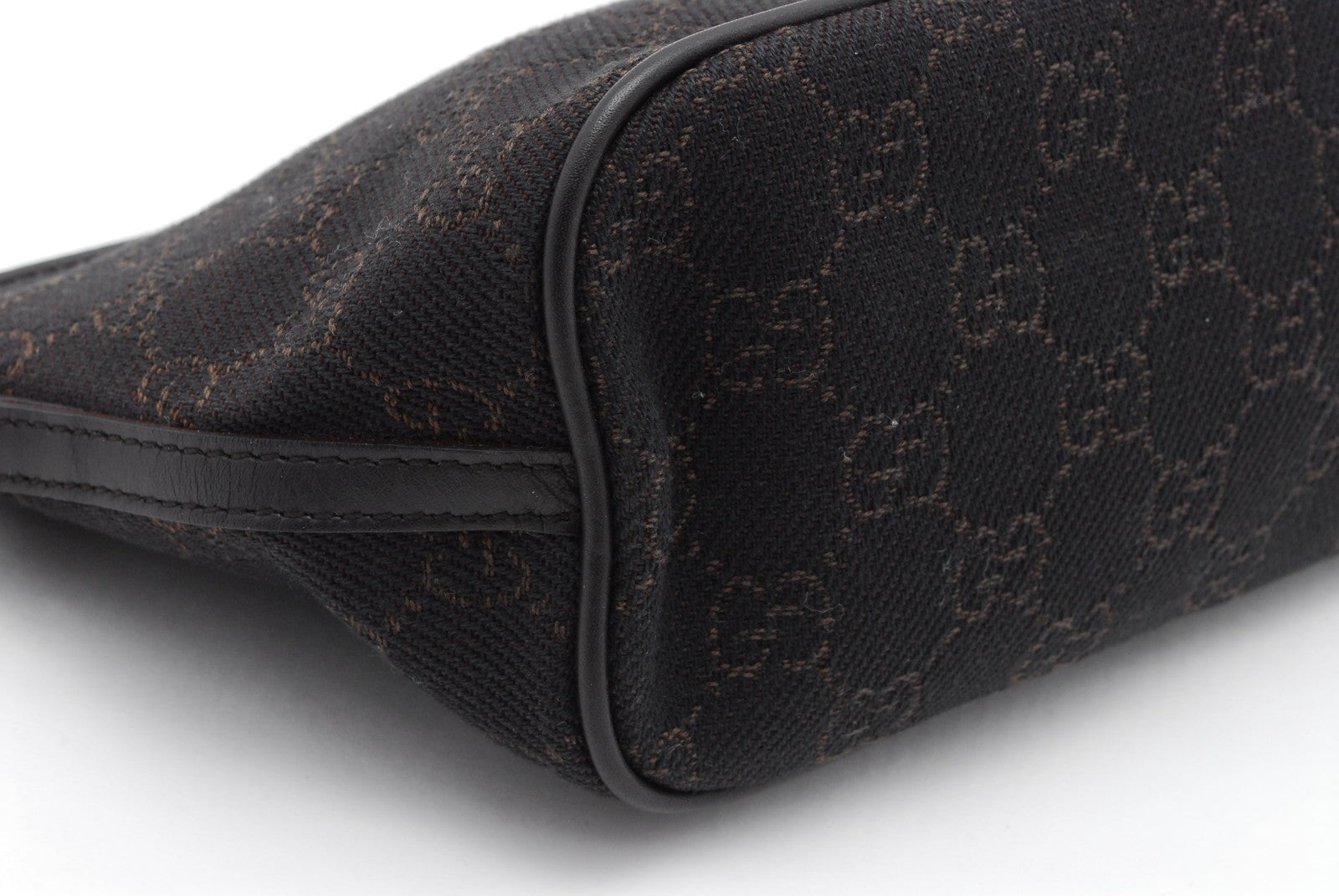 Gucci GG Accessory Pouch Purse - Black, Canvas