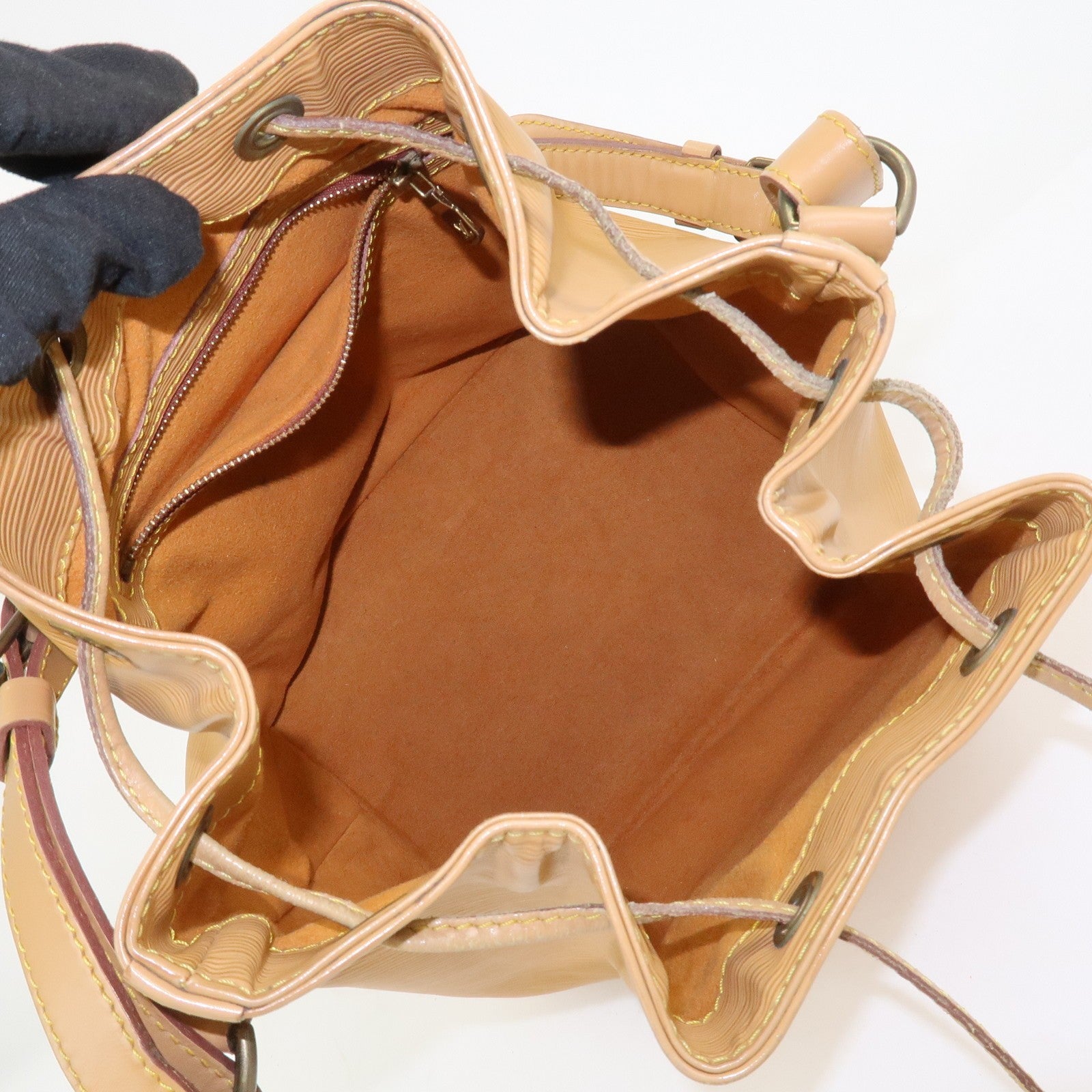 Louis Vuitton Epi Petit Noe Shoulder Bag - Beige, Epi Leather