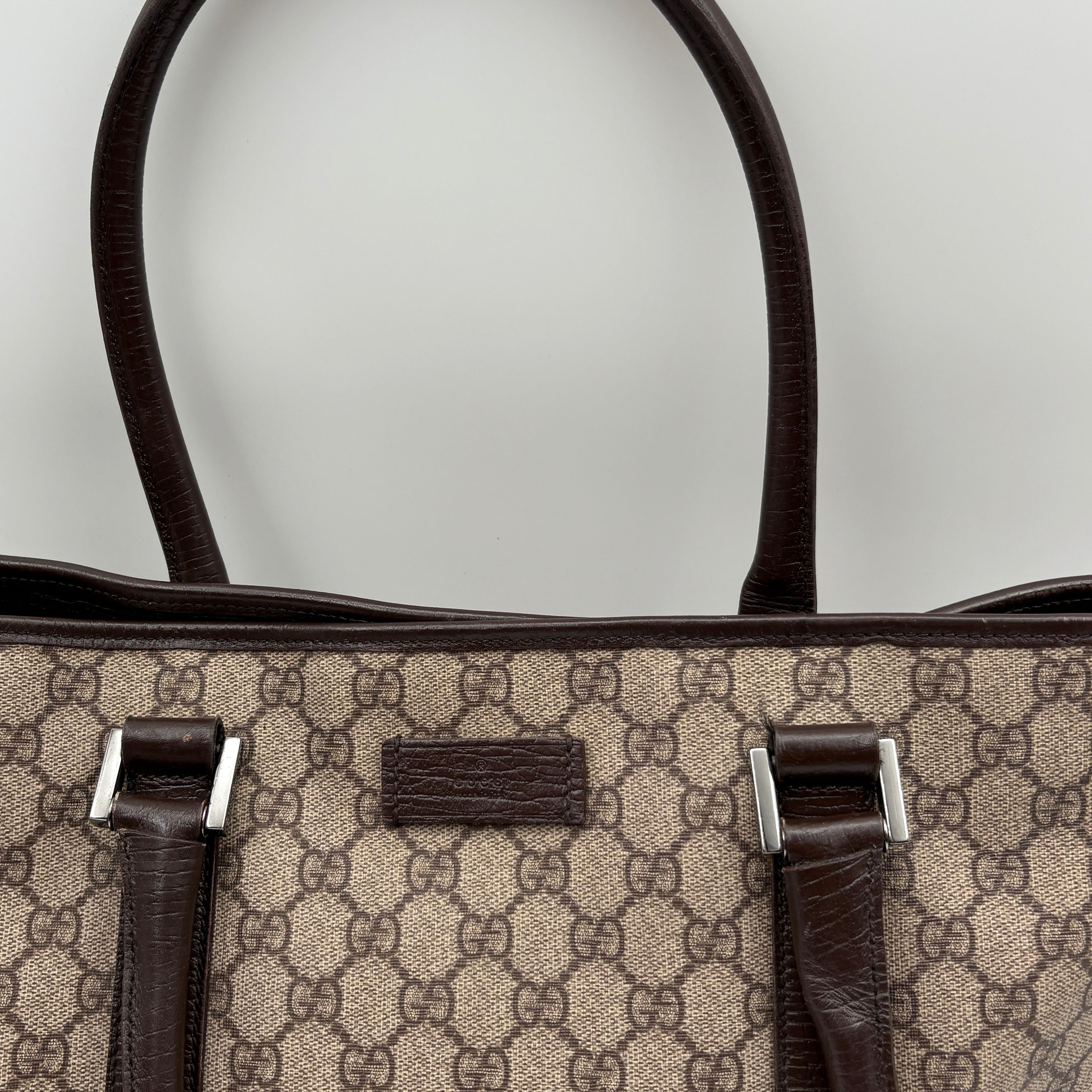 Gucci GG Supreme Shoulder Bag Tote