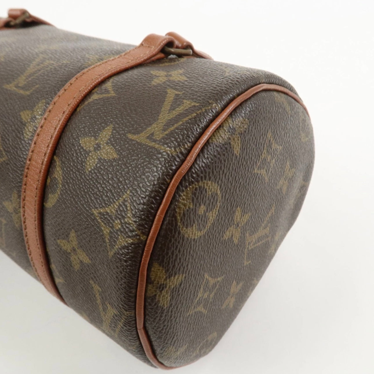 Louis Vuitton Papillon 26