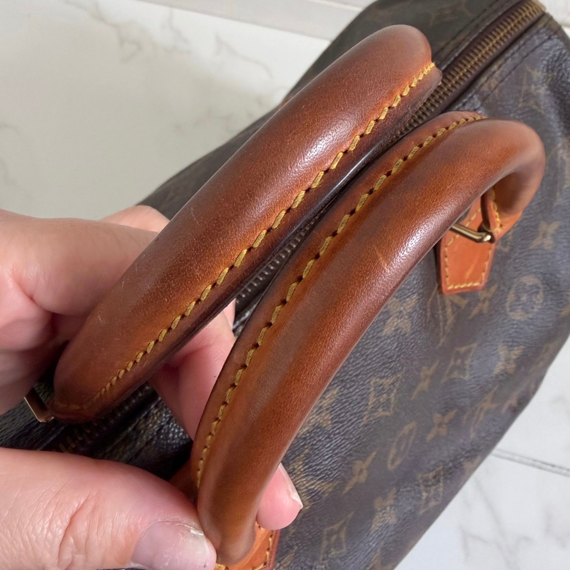 Louis Vuitton Speedy 30