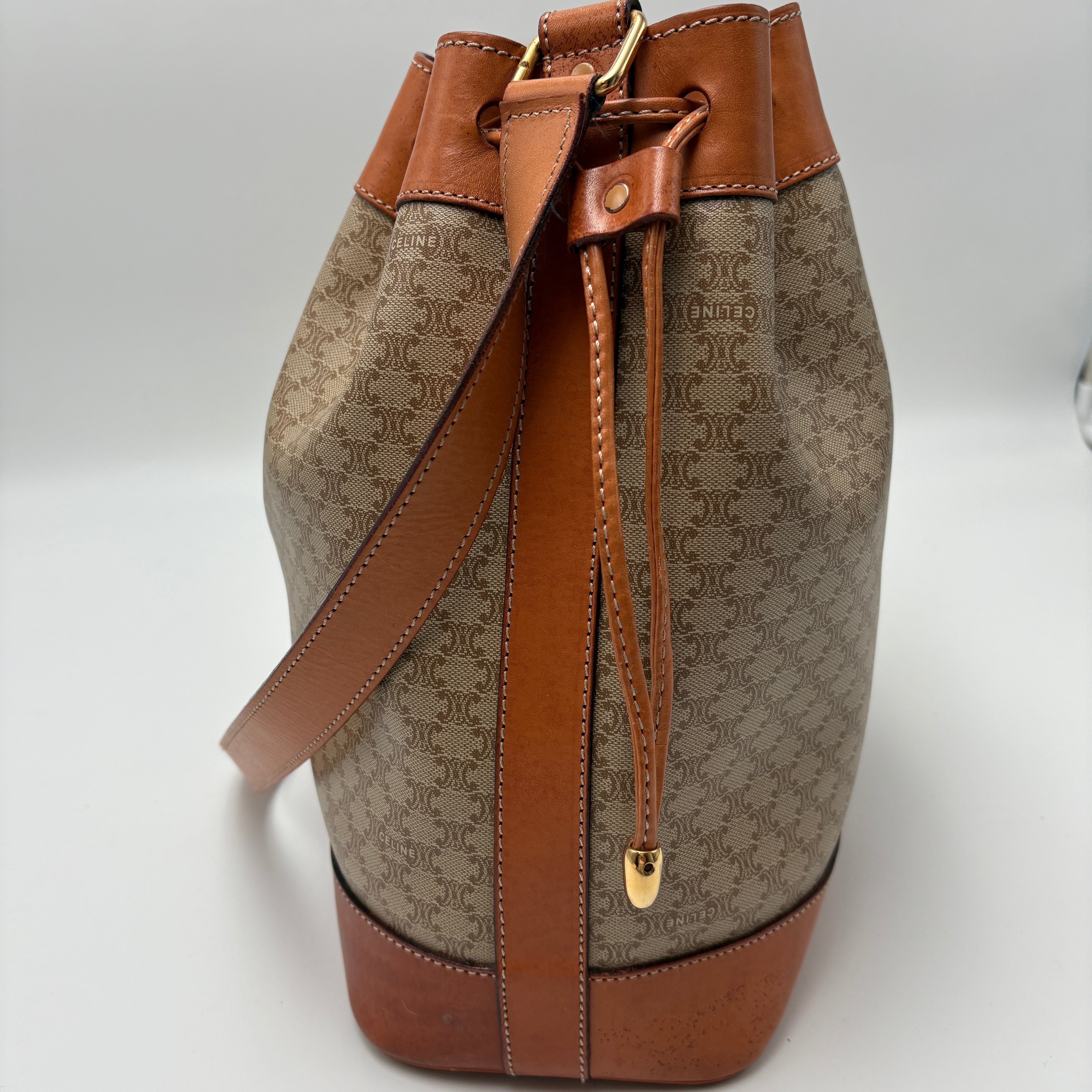 Celine Bucket Shoulder bag