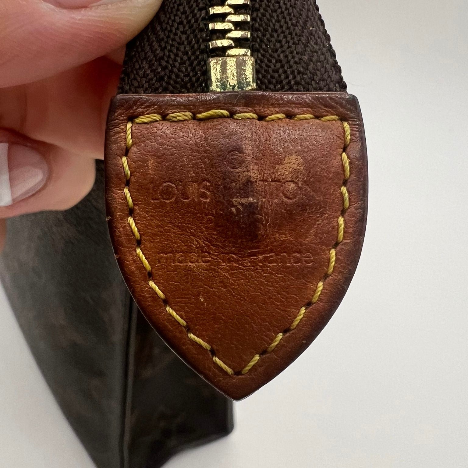 Louis Vuitton Cosmetics Clutch 26